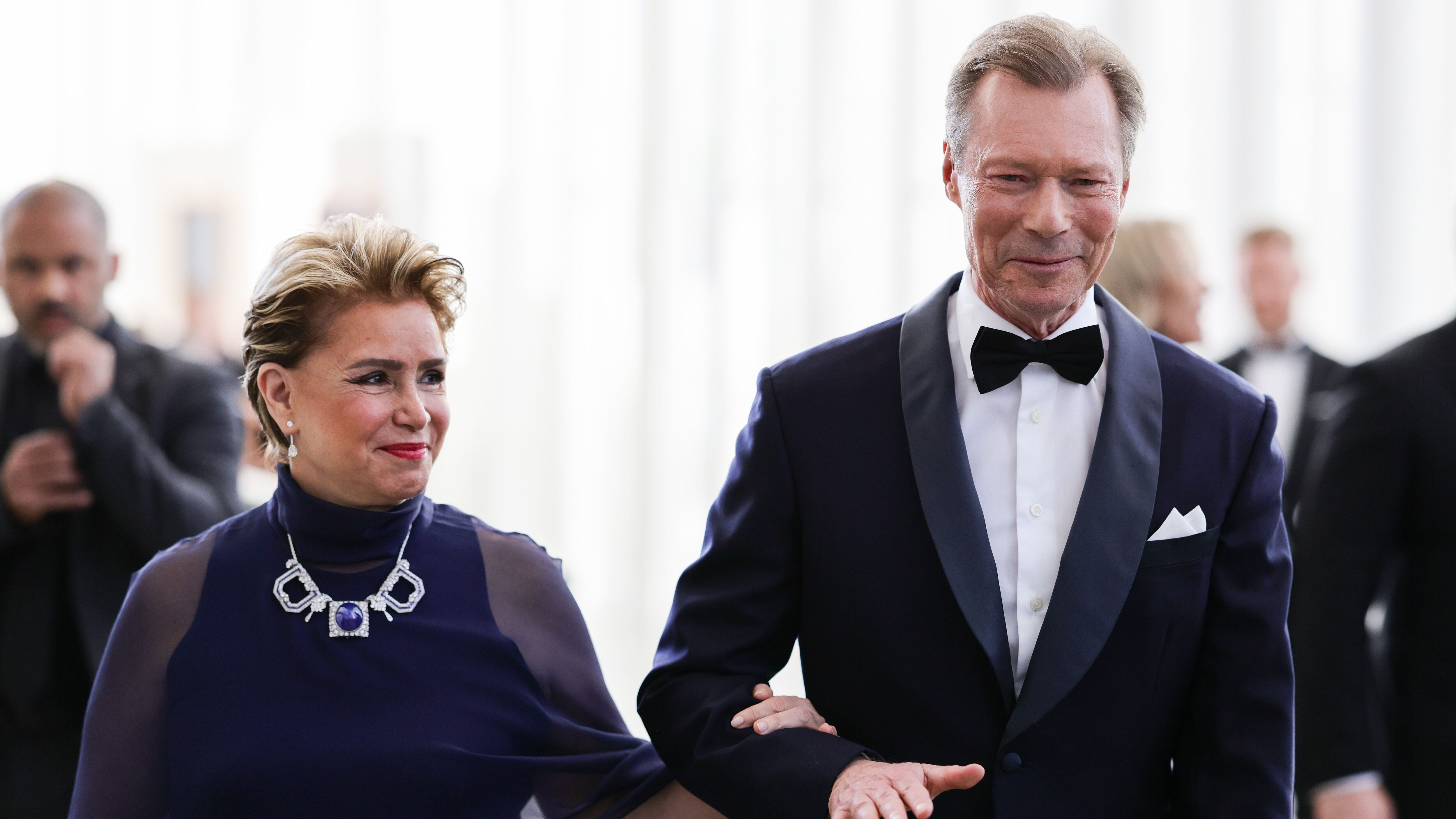 María Teresa, Gran Duquesa de Luxemburgo y Enrique, Gran Duque de Luxemburgo asisten al Premio Cultural Europeo 2024 en la Filarmónica de Luxemburgo el 7 de junio de 2024 en Luxemburgo.  (Andreas Rentz/Getty Images)