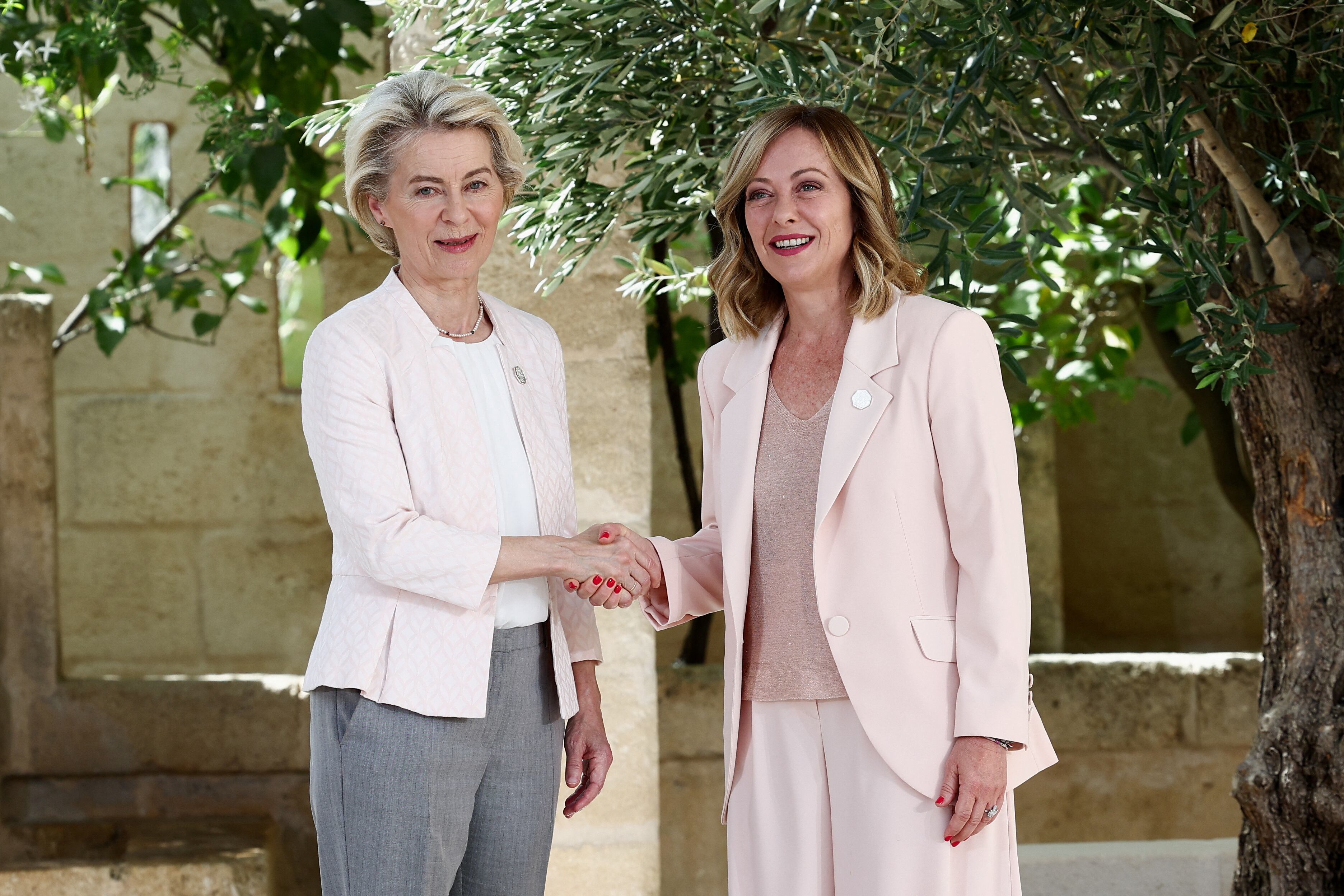 Con la presidente de la Comisión Europea Ursula von der Leyen (REUTERS/Guglielmo Mangiapane)