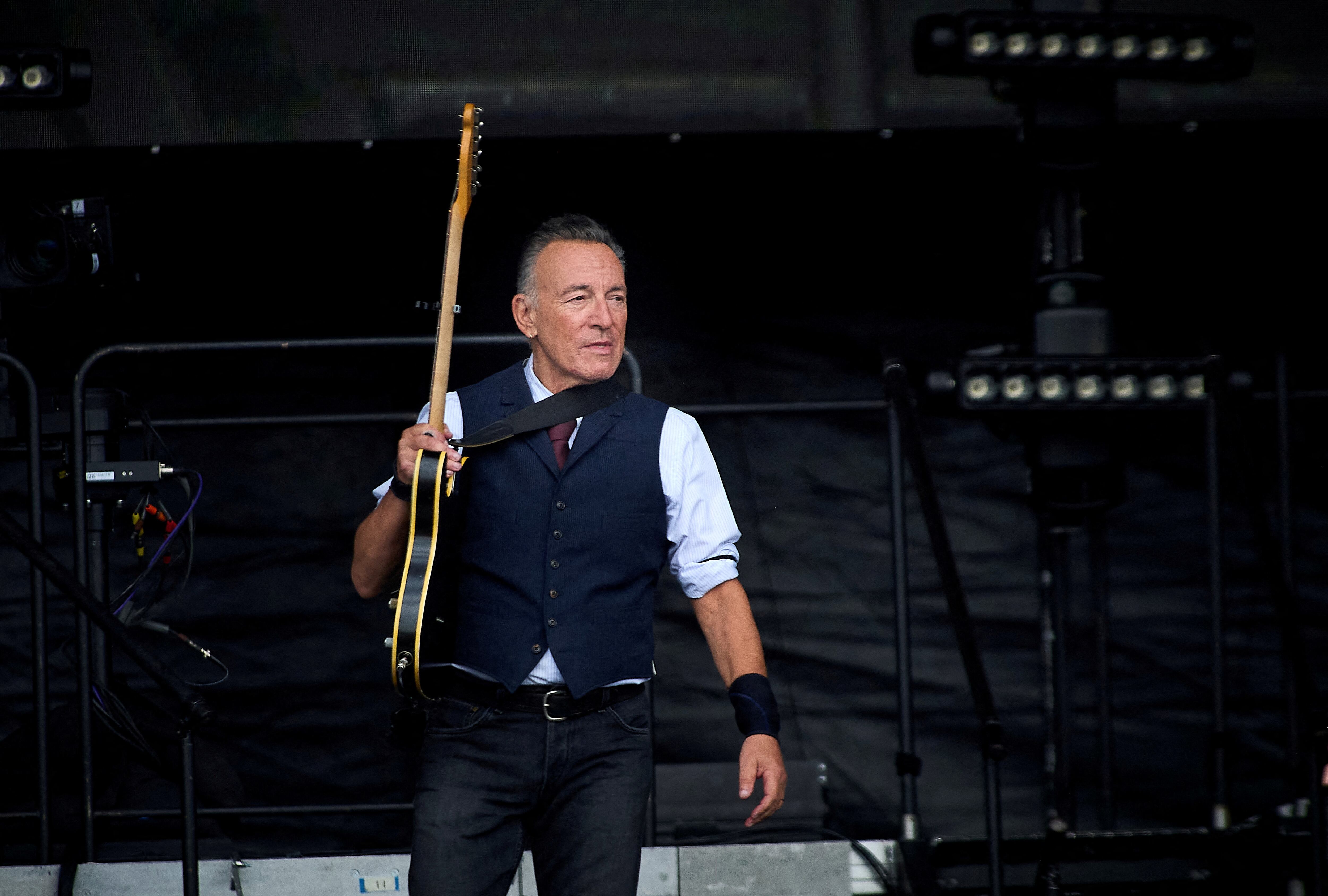 Bruce Springsteen debuta en la lista Hot Country Songs con “Sandpaper” (Ritzau Scanpix/Robert Wengler via REUTERS)