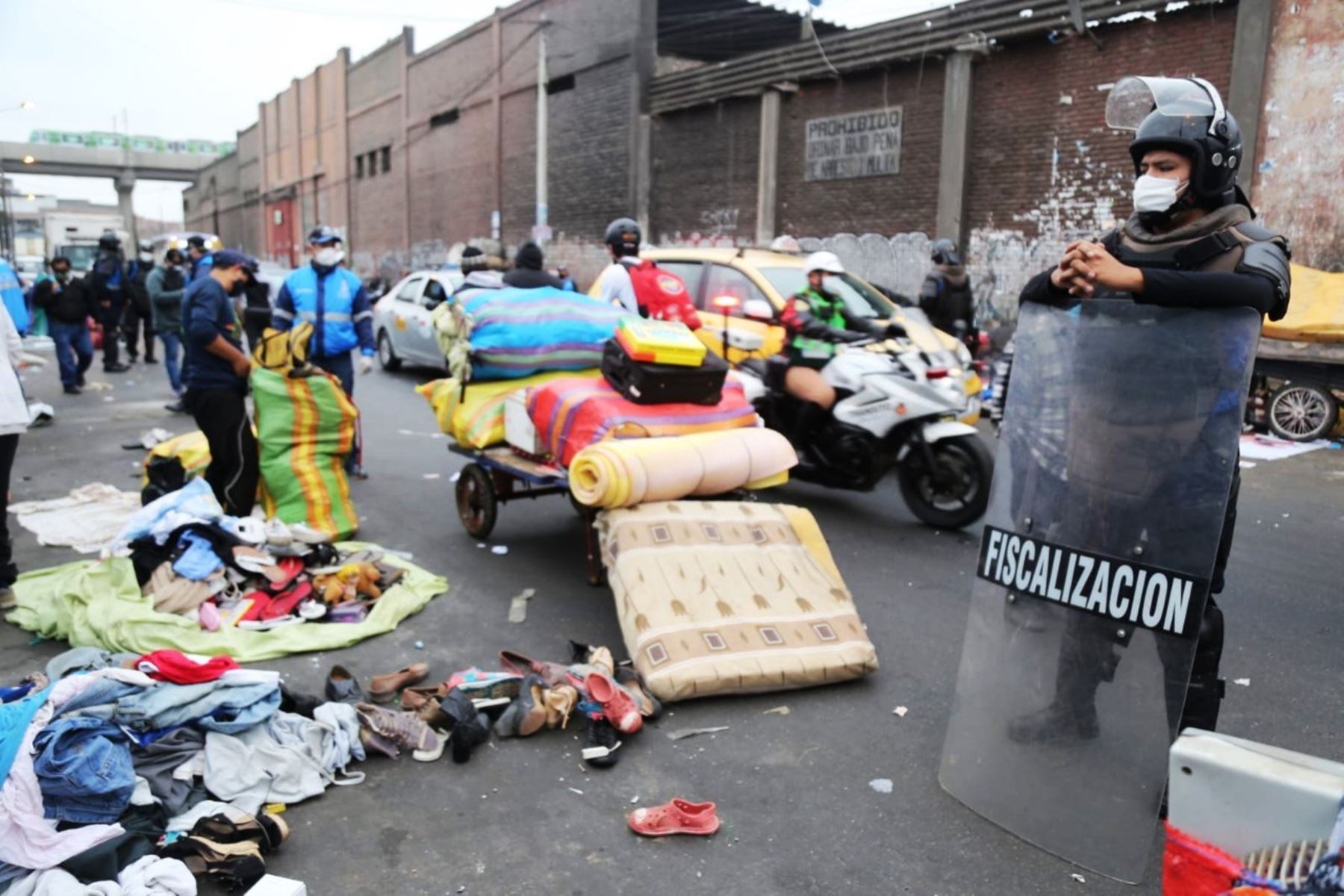 Explora los desafíos y triunfos que llevaron a la revitalización de estos históricos sitios limeños, hoy pilares del comercio y la seguridad urbana.
Foto: Andina