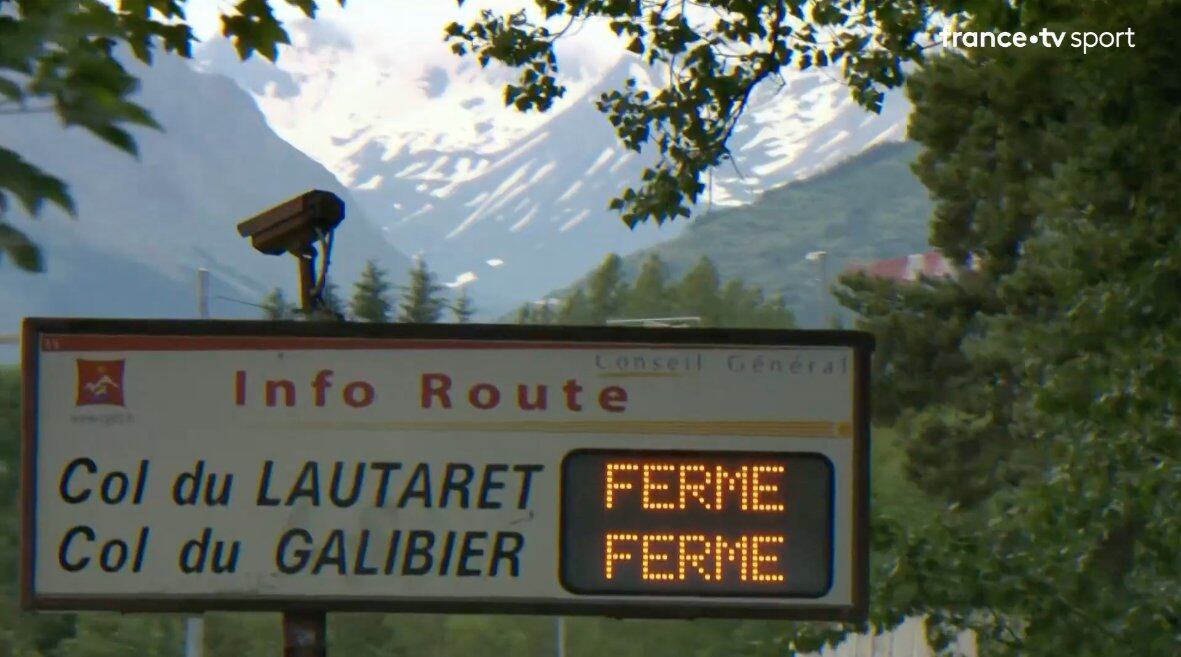 El momento cuando se anuncia la llegada a la pendiente más importante de hoy: el Col du Galibier - crédito/France TV Sport