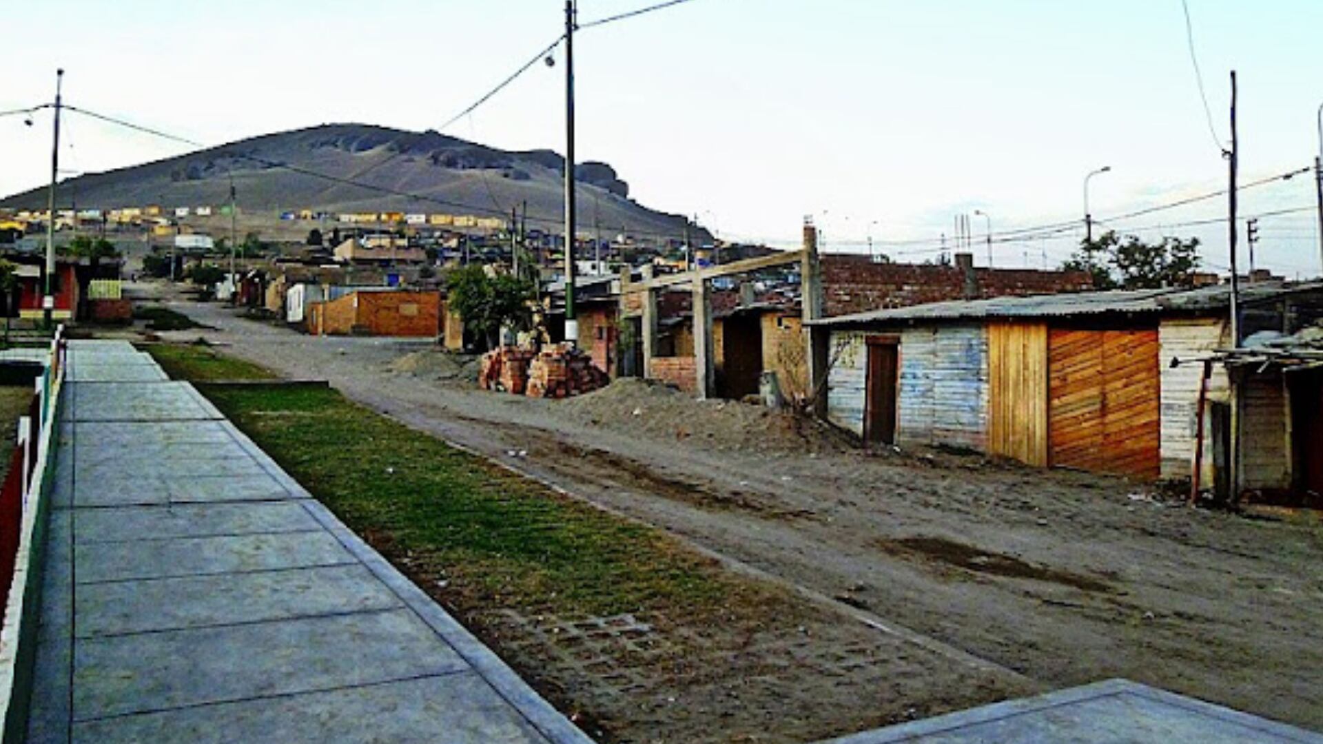 cerro Gorila - lomas de Lima - Pachacútec - Ventanilla - Perú - 6 de agosto