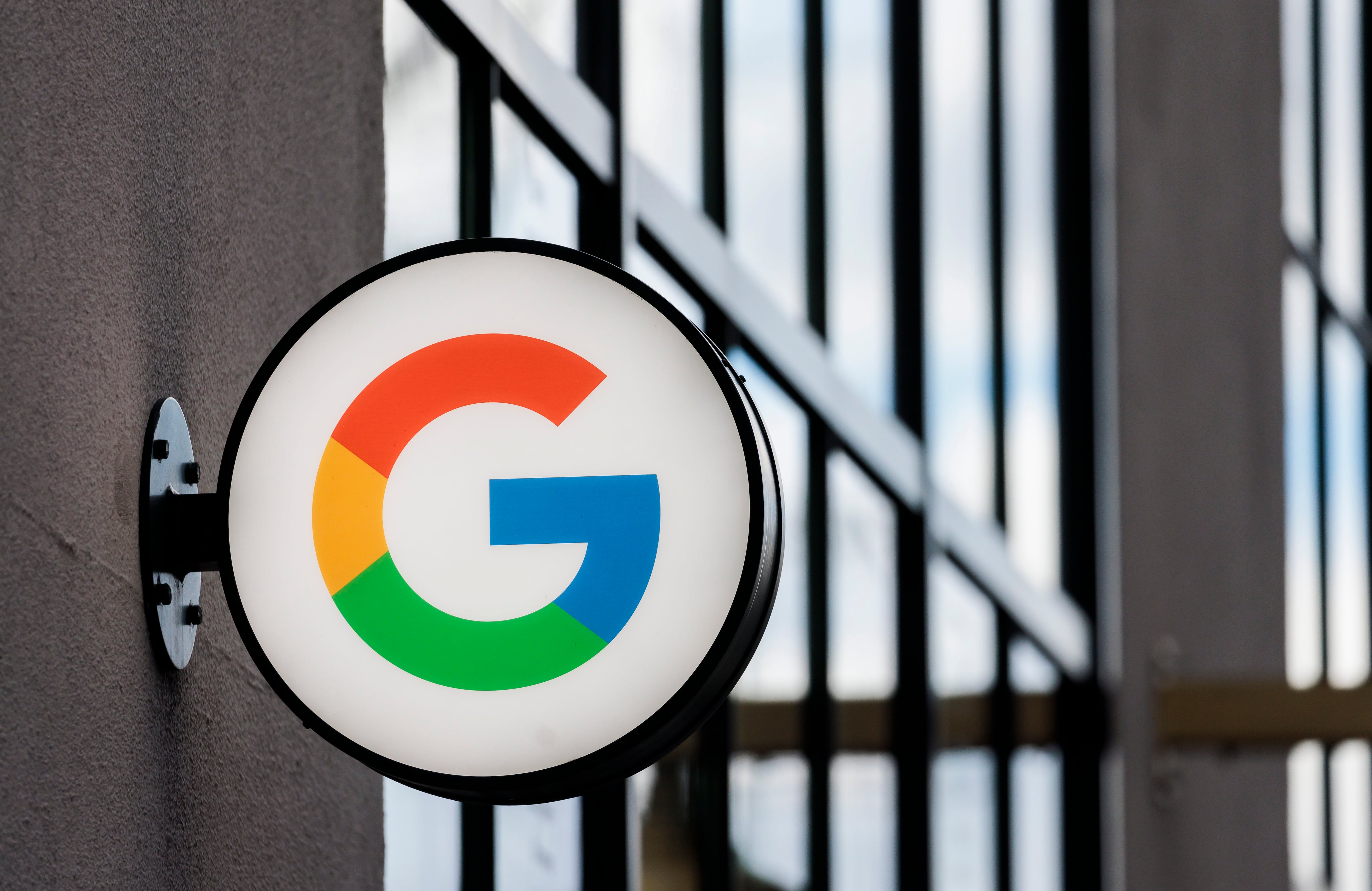 Una de las claves es saber gestionar las otras aplicaciones de Google, como Drive y Photos. (EFE/EPA/Justin Lane) 