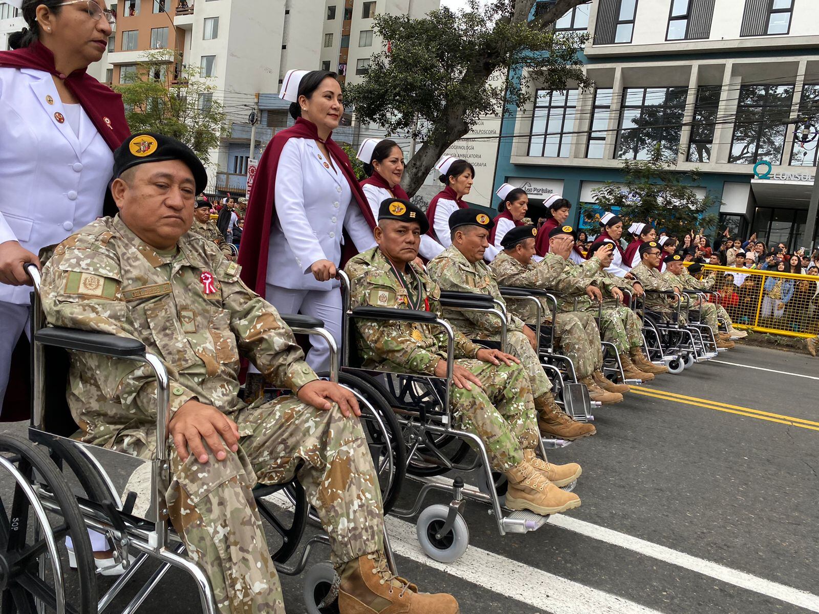 Gran desfile y Parada Militar en Perú por Fiestas Patrias | Infobae Perú / Clara Giraldo - Ricardo Mc Cubbin