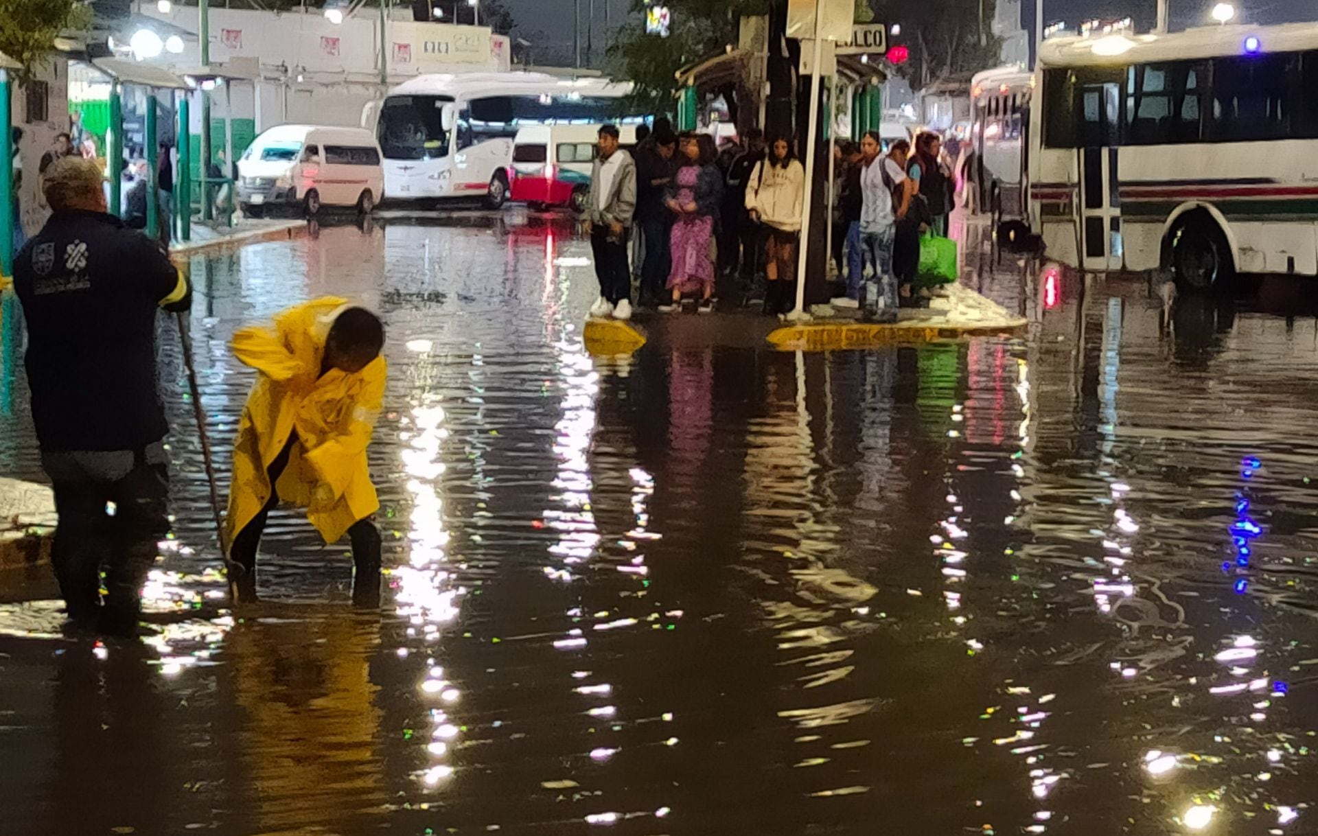 Un experto de la UNAM explica por qué hay lluvias “más intensas” en CDMX y cuánto tiempo durarán 