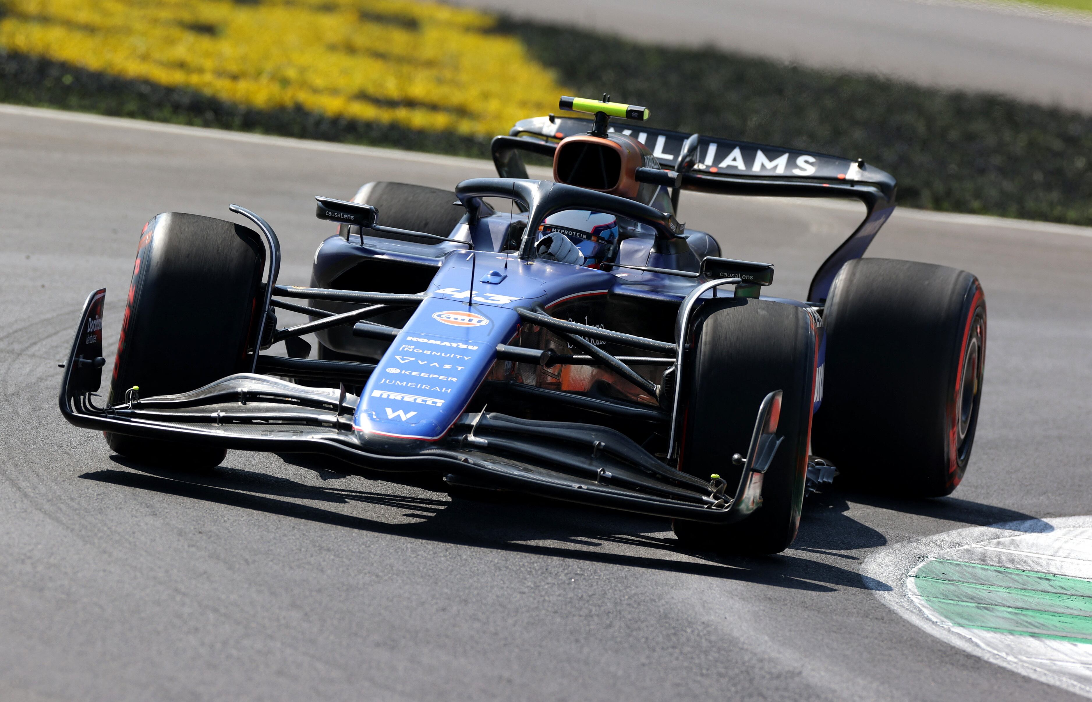 Franco tiene acción en las prácticas libres (Foto: Reuters/Bernadett Szabo)