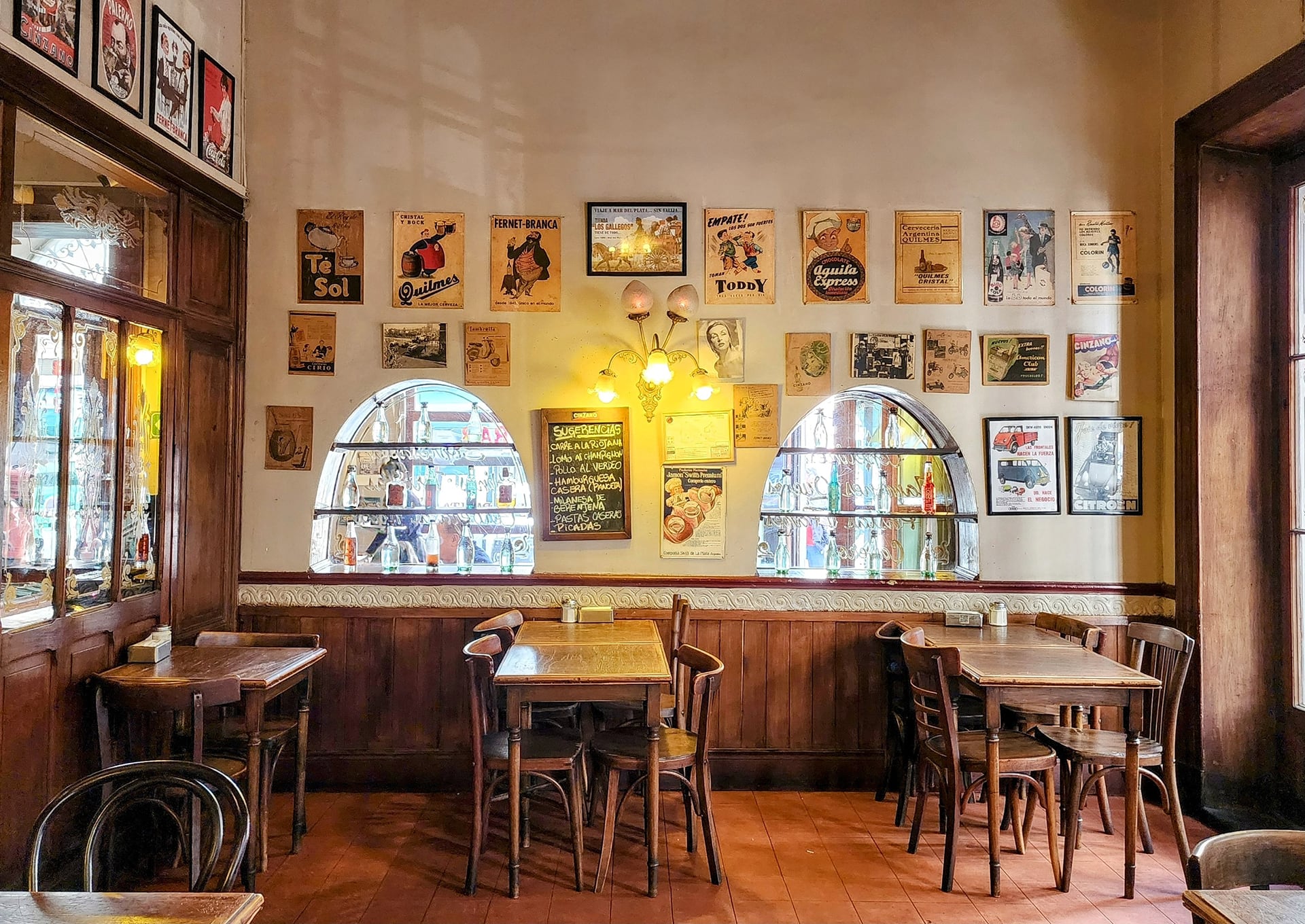 Cafetines de Buenos Aires. El Federal