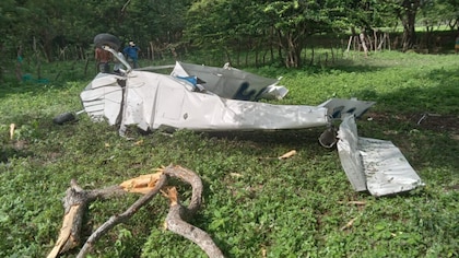 Dos personas fallecieron tras la caída de una avioneta en zona rural de Juan de Acosta, Atlántico