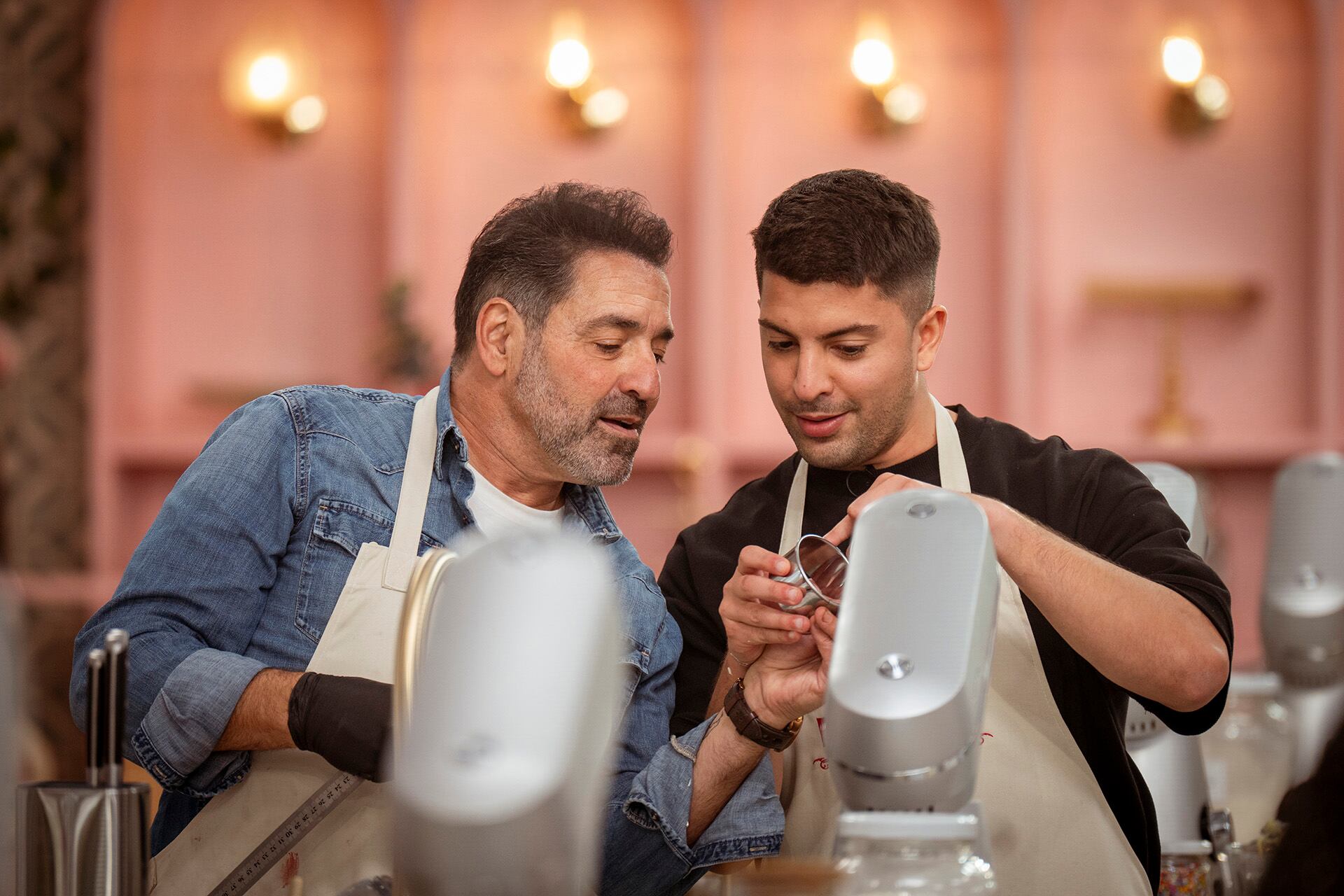 BAKE OFF FAMOSOS - PRIMER PROGRAMA