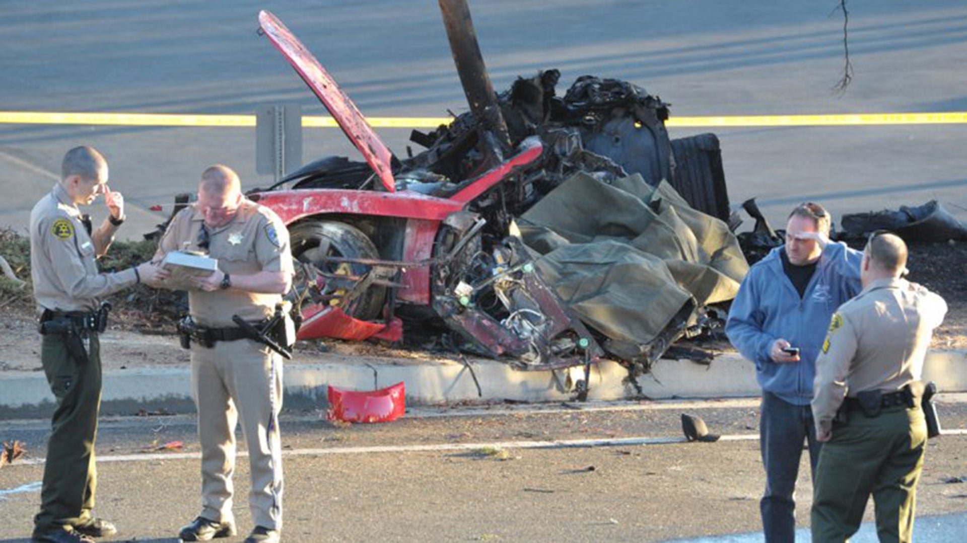 Así quedó el Porsche GT Carrera donde se mató Paul Walker