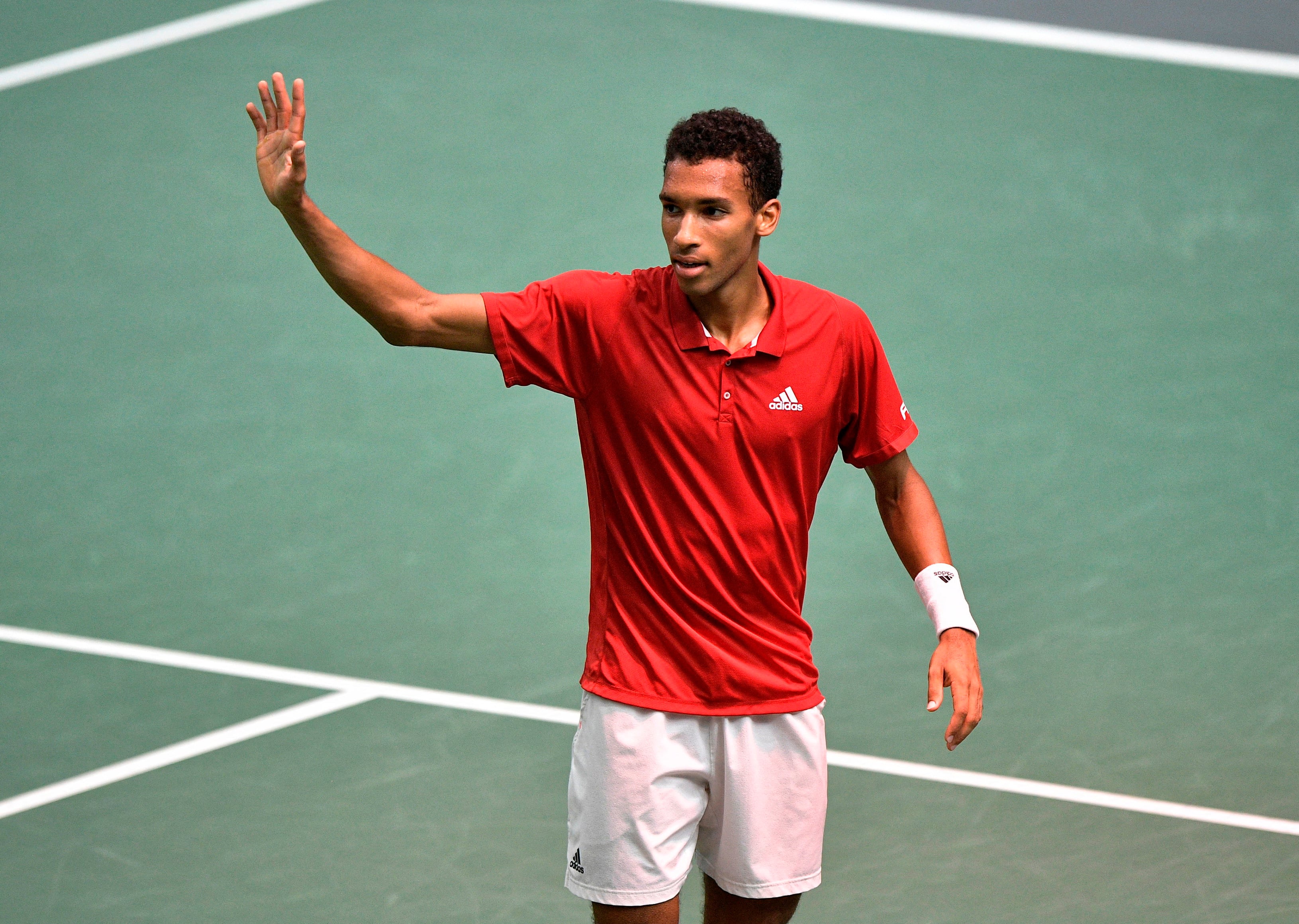 Felix Auger Aliassime ya lleva disputó 12 partidos de Copa Davis y a pesar de su juventud es un hombre de peso en la Selección de Canadá de Copa Davis. REUTERS/Pablo Morano