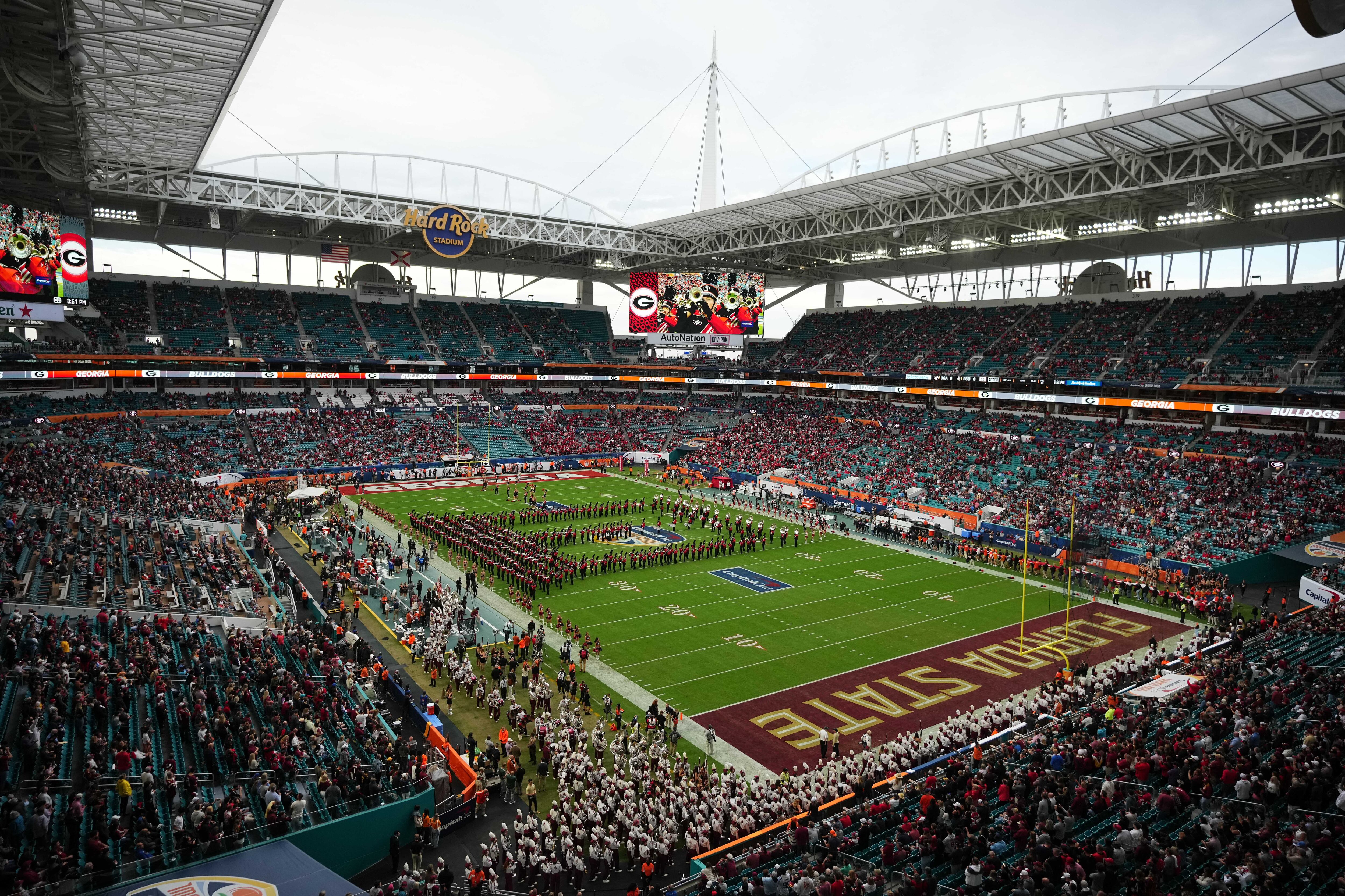 Hard Rock Stadium, tiene capacidad para más de 65 mil espectadores, expandible a 10.000 más. Mandatory Credit: Jasen Vinlove-USA TODAY Sports