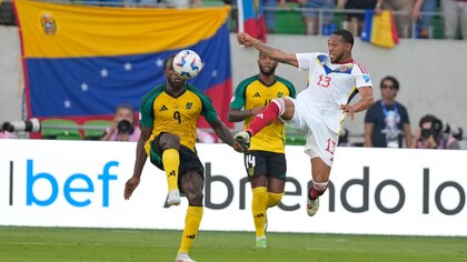 Venezuela golea a Jamaica y cierra líder del grupo B en la Copa América USA 2024