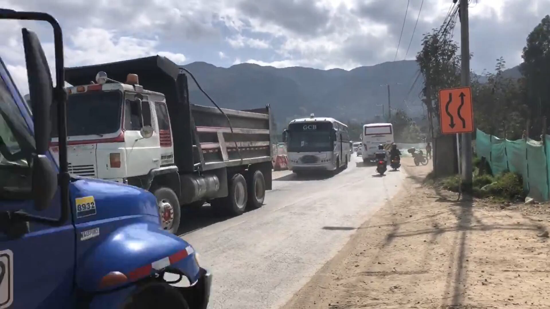 Manifestantes se dispersan y se recupera la movilidad en la calle 235 con carrera 52 en ambos sentidos viales