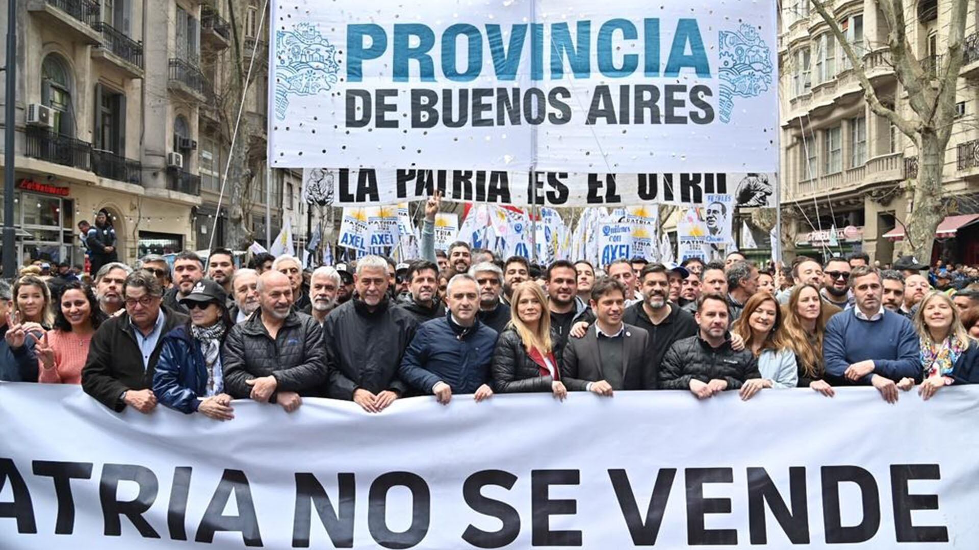 llegó kicillof a la marcha por los jubilados en el Congreso