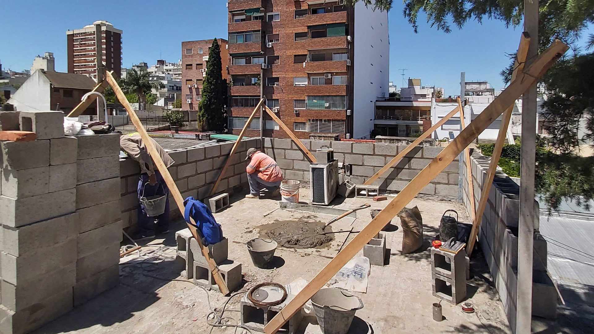 Refacción de Jardines y Balcones Vivienda