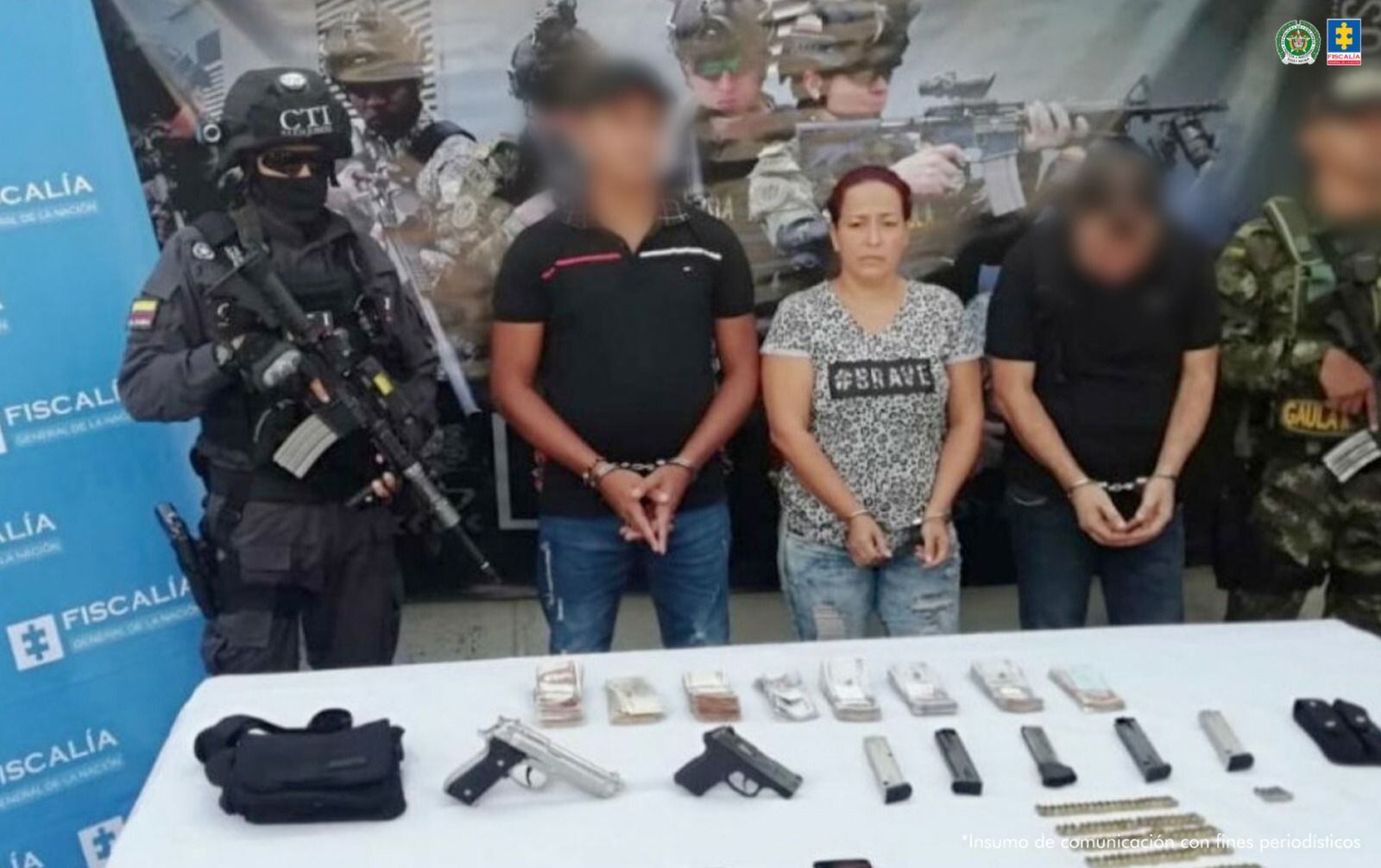 Amparo Giraldo fue capturada en un apartamento en Santa Marta en 2019 con armas y millones en efectivo - crédito @FiscaliaCol / X