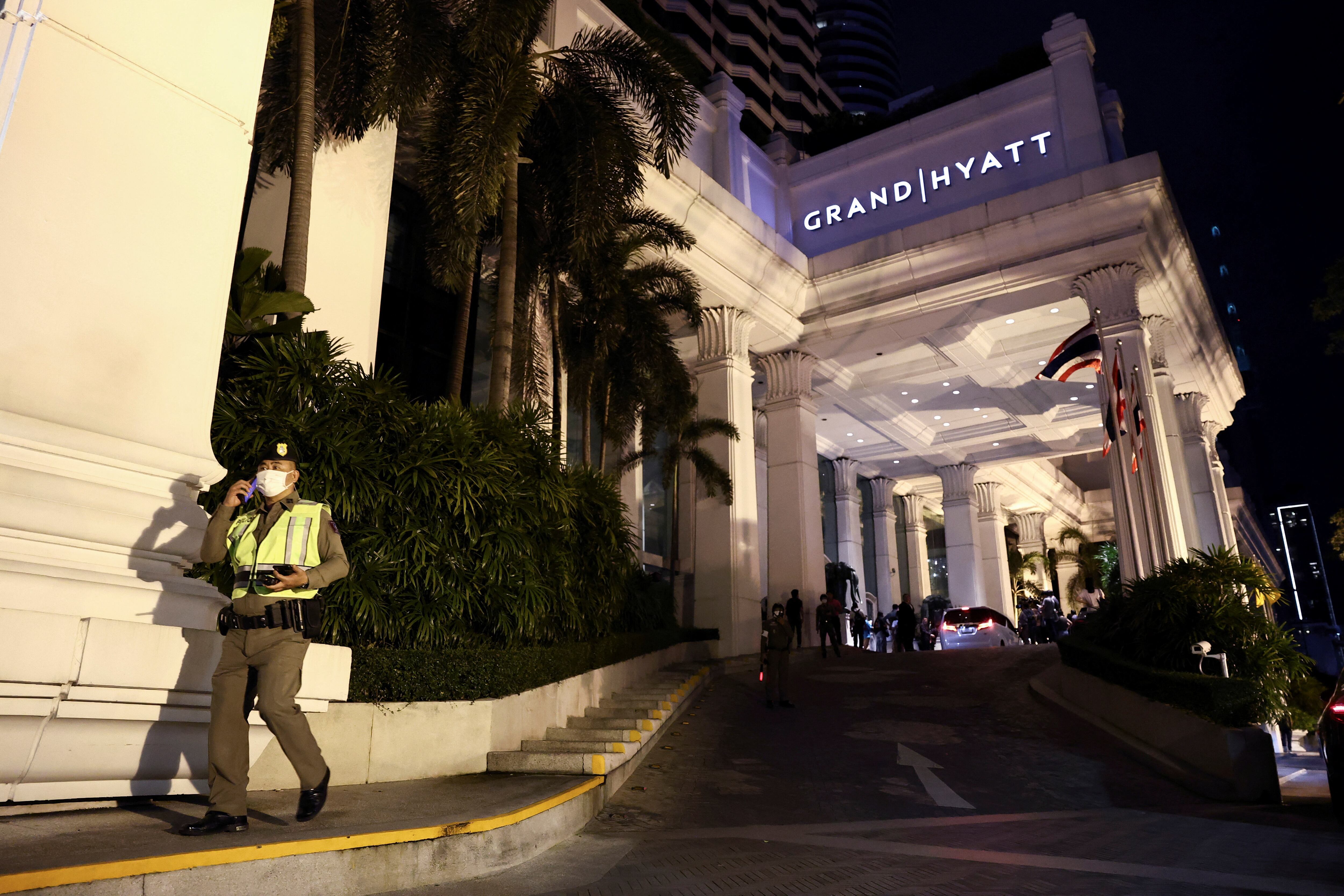 Seis personas, incluidos dos ciudadanos estadounidenses, fueron encontradas muertas en un hotel de lujo en Bangkok. (REUTERS/Chalinee Thirasupa)