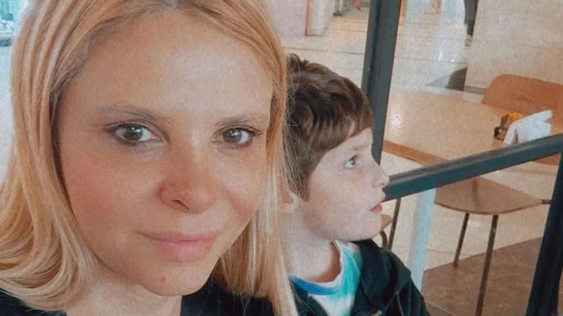 Fabiana Liuzzi y su hijo Antonio