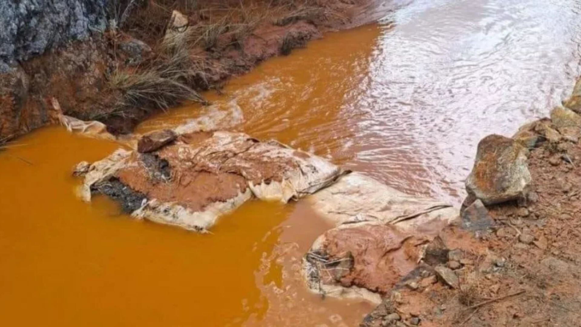 Contaminación Relave Minero