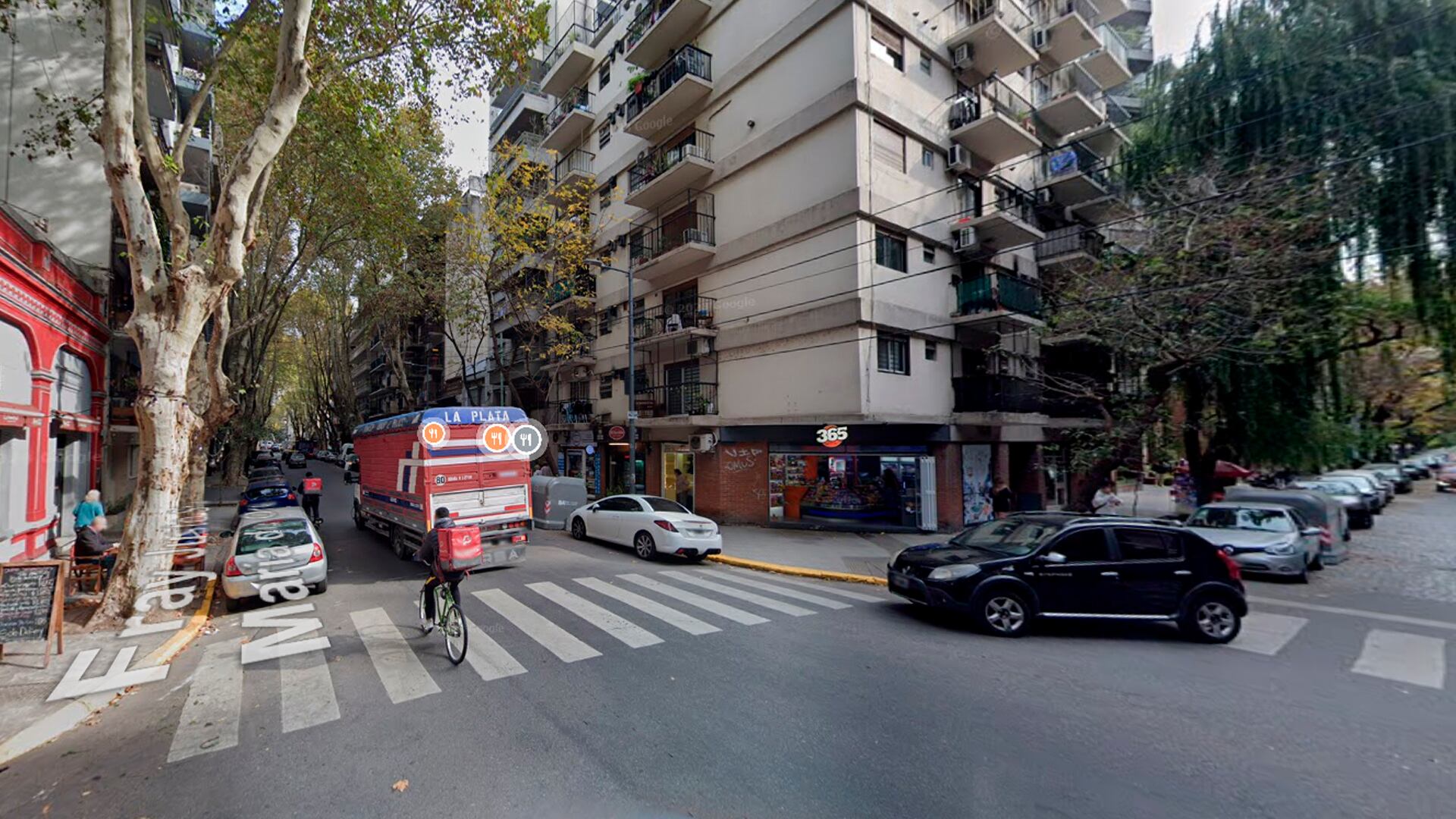 Detuvieron a dos delincuentes que intentaron robar en una peluquería de Palermo