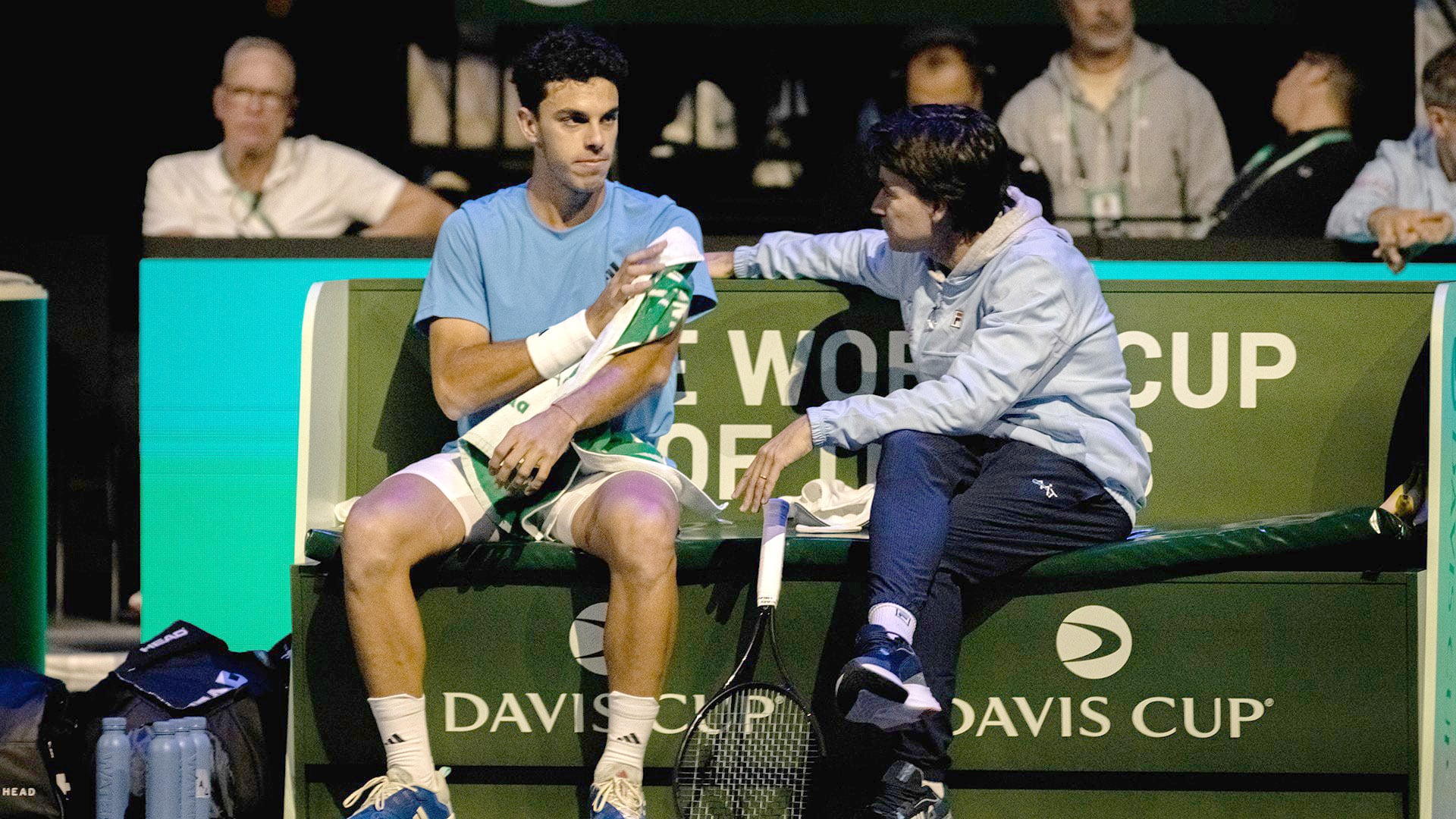 Francisco Cerúndolo enfrenta a Denis Shapovalov en el inicio de la serie ante Canadá por Copa Davis