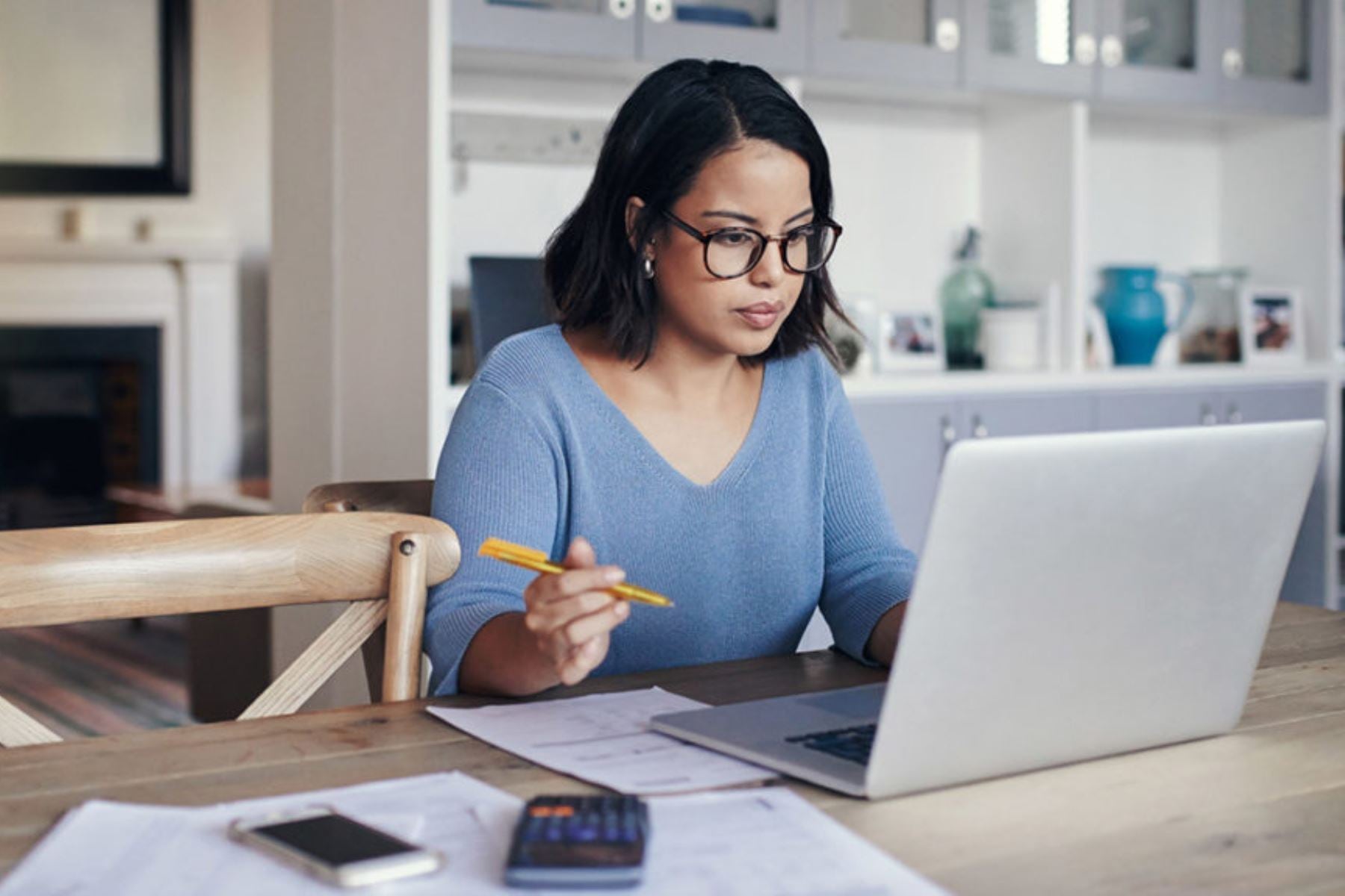 La norma dispone que empleadores deben pagar recibos de internet de empleados en teletrabajo.