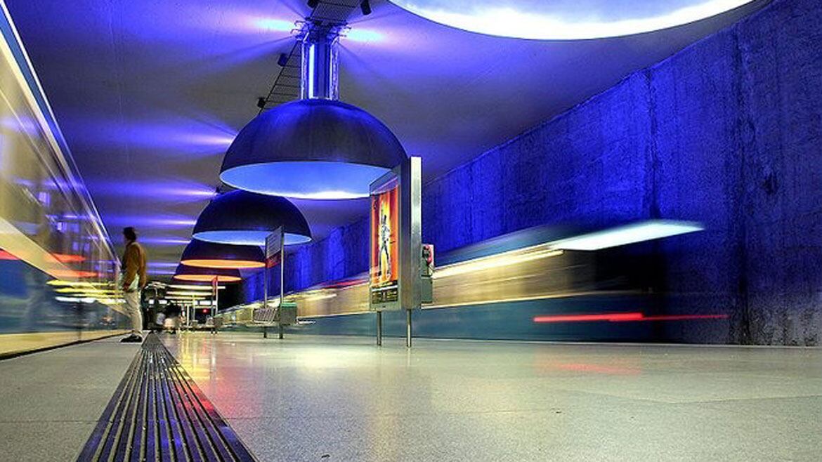 Los juegos de luces son los protagonistas en esta estación