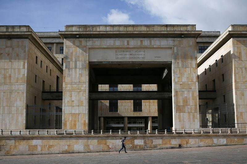 Delincuentes habrían planificado atentado en contra del Palacio de Justicia - crédito Luisa González/Reuters