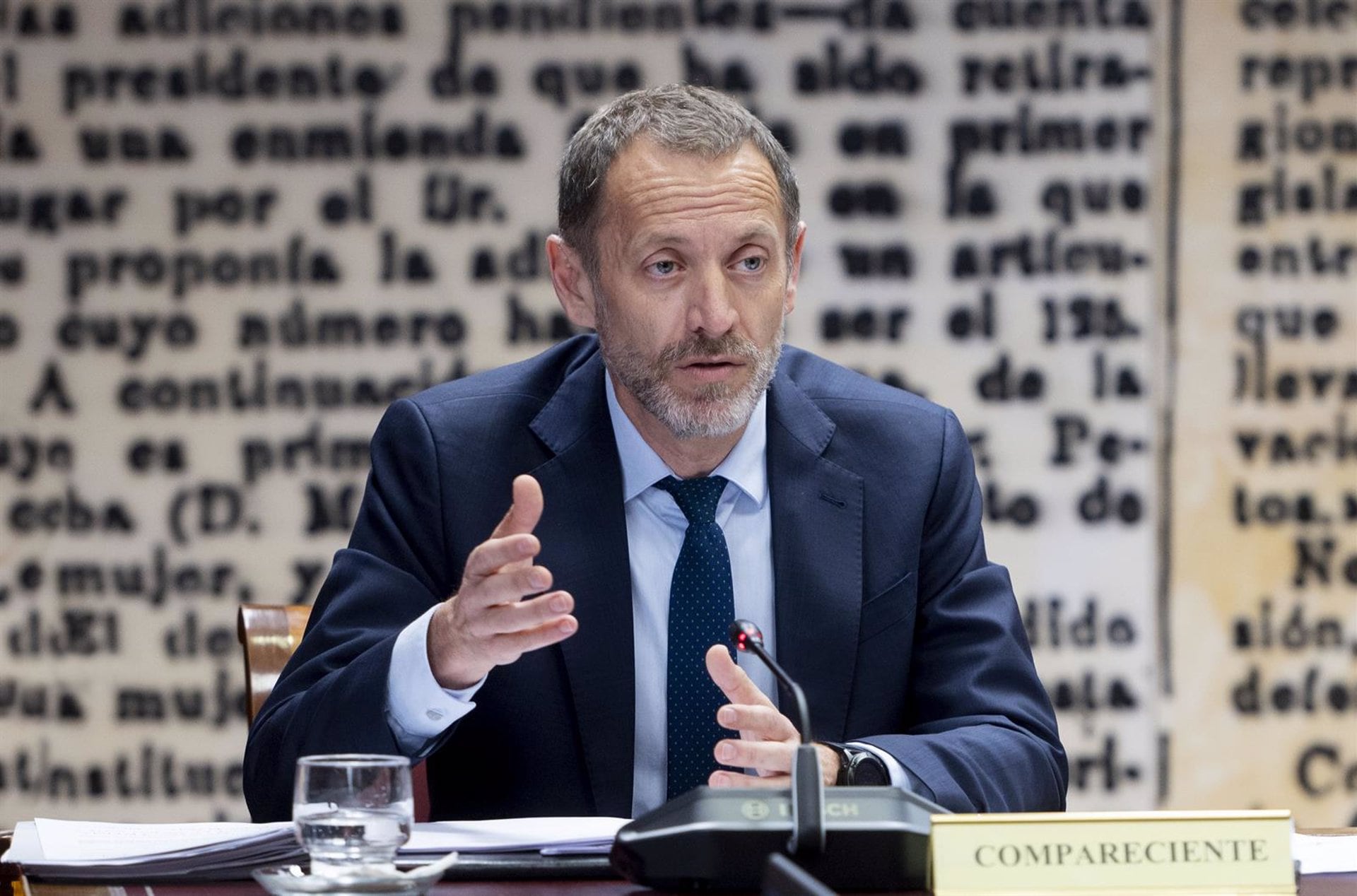 El ya presidente ADIF, Ángel Contreras Marín, comparece durante la Comisión de Investigación sobre el 'caso Koldo'. (Alberto Ortega./ Europa Press)
