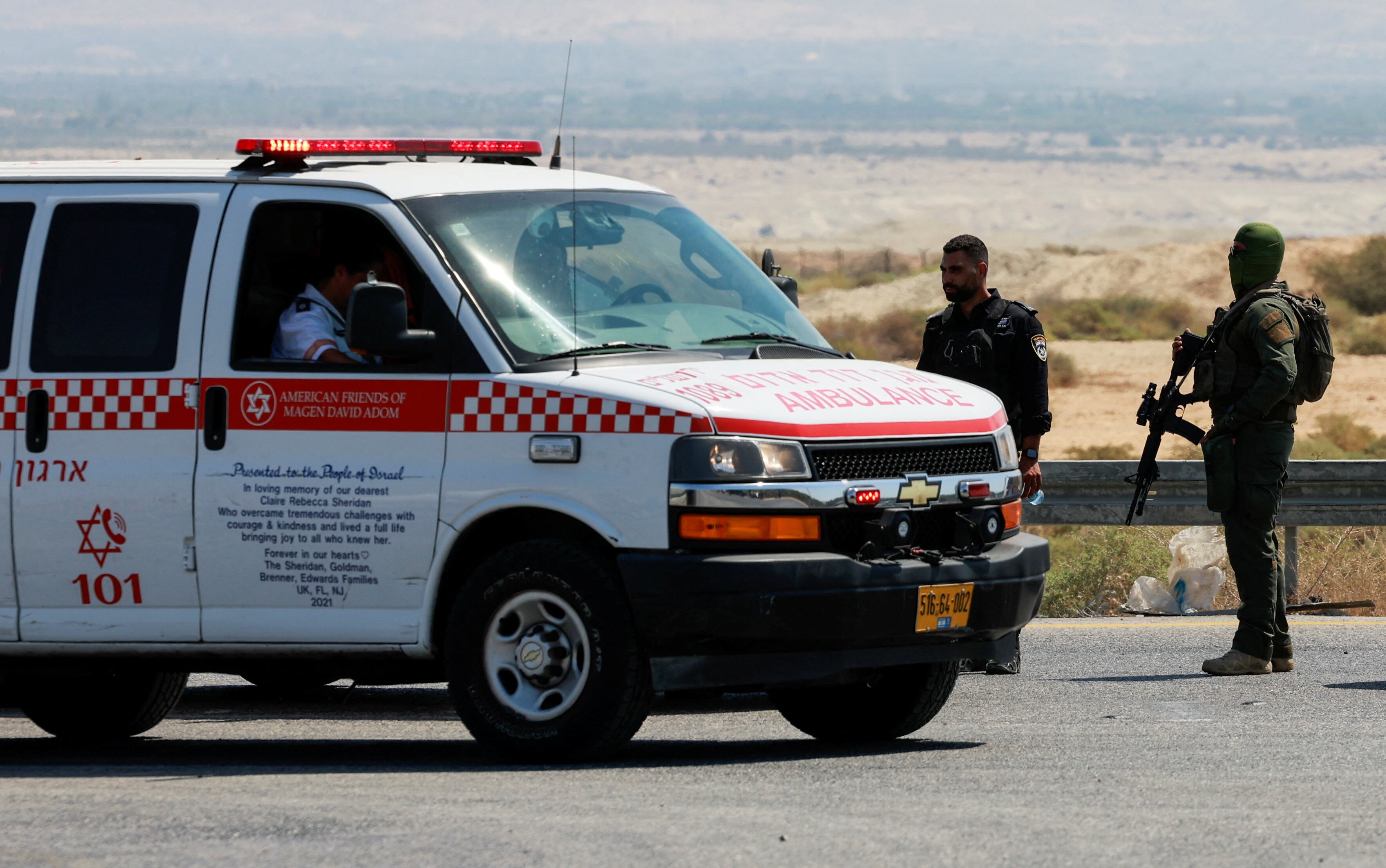 El cruce de Rabin y el del río Jordán fueron cerrados tras el atentado (Reuters)