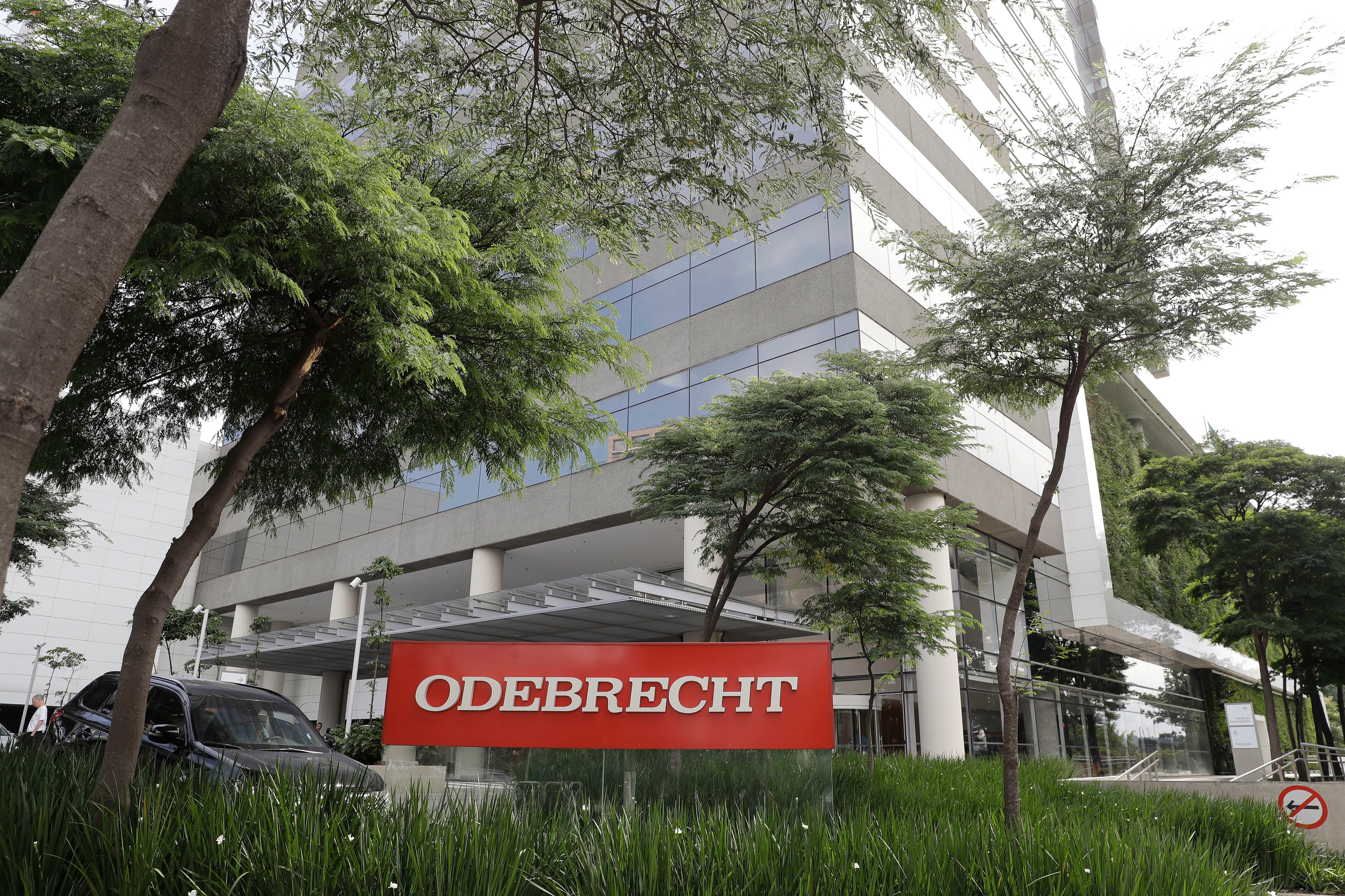 ARCHIVO - Una foto de archivo del 12 de abril de 2018 muestra la sede de Odebrecht en Sao Paulo, Brasil. (AP Foto/Andre Penner, Archivo)