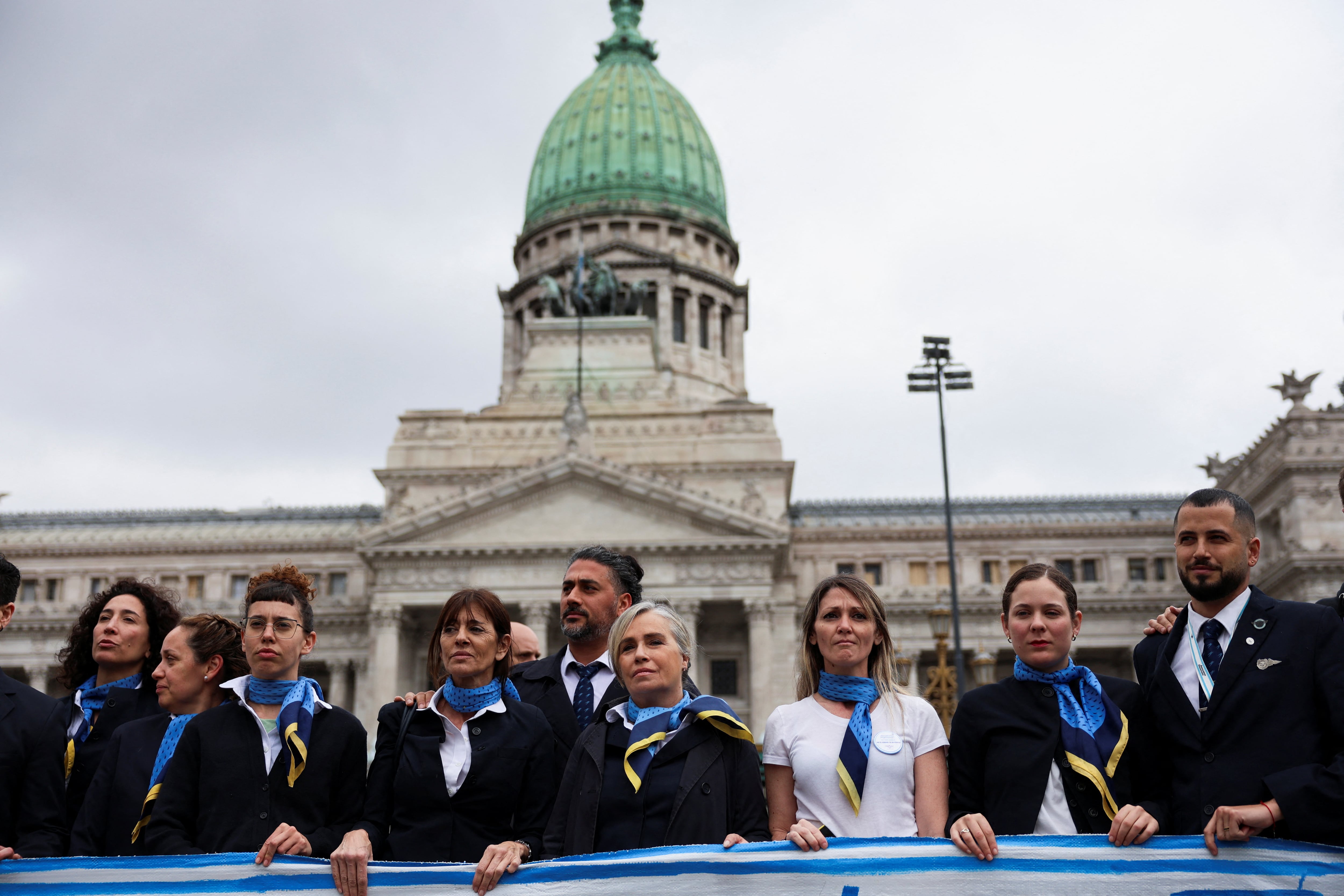 Protesta de trabajadores de Aerolíneas Argentinas cuando se debatió la privatización de la empresa 