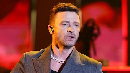 Una galería de arte exhibe y vende una obra sobre el arresto de Justin Timberlake