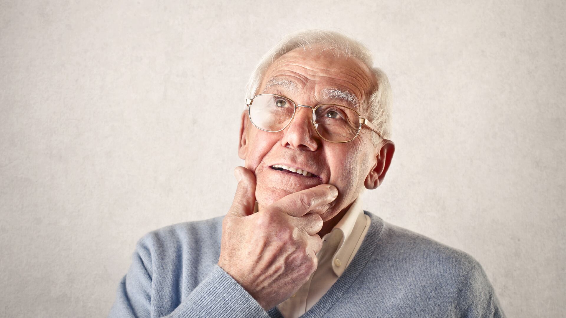 Diferenciar entre un olvido normal y uno patológico es crucial, siendo los olvidos patológicos una señal típica del Alzheimer (iStock)