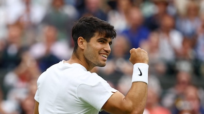 Alcaraz vuelve a sonreír, pasa por encima de Vukic y sigue soñando en Wimbledon