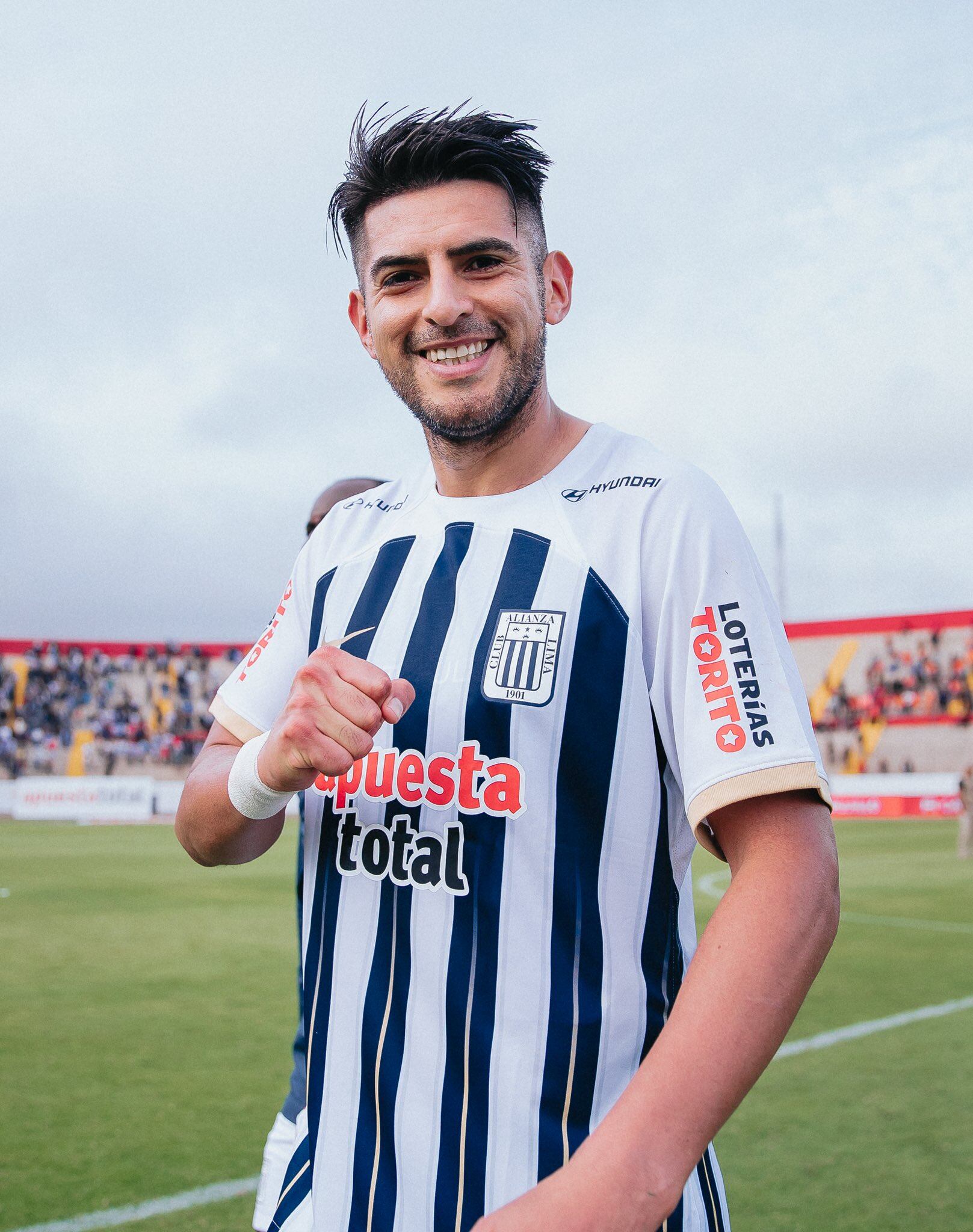 Carlos Zambrano se perfila para ser titular en Alianza Lima vs Universitario por fecha 3 del Torneo Clausura 2024.