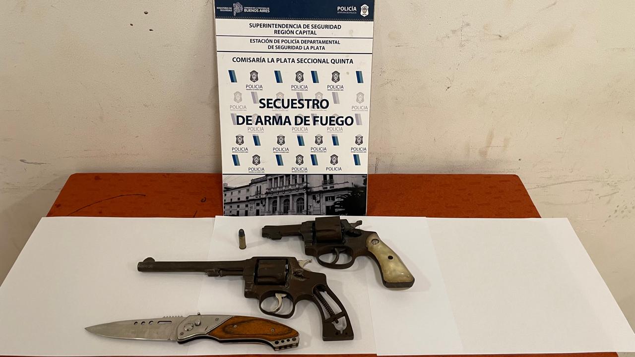 Las armas secuestradas a los motochorros