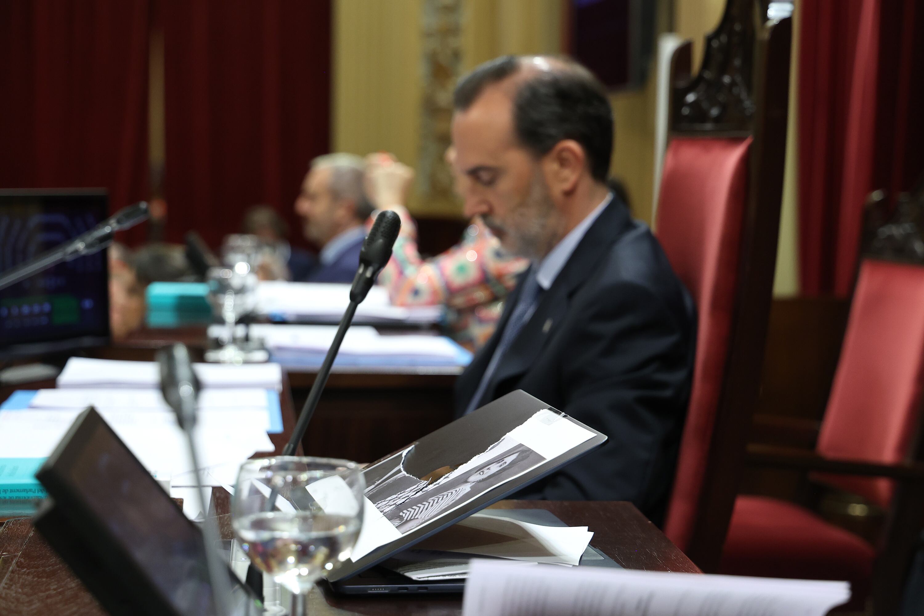 El presidente del Parlament, Gabriel Le Senne, durante una sesión plenaria, en el Parlament balear, a 18 de junio de 2024, en Palma de Mallorca. (Isaac Buj / Europa Press)