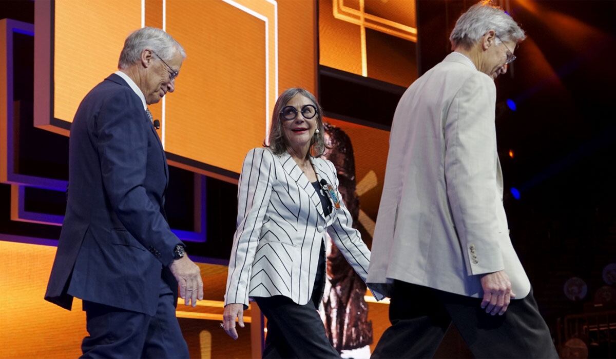 Rob, Alice y Jim Walton (Reuters)