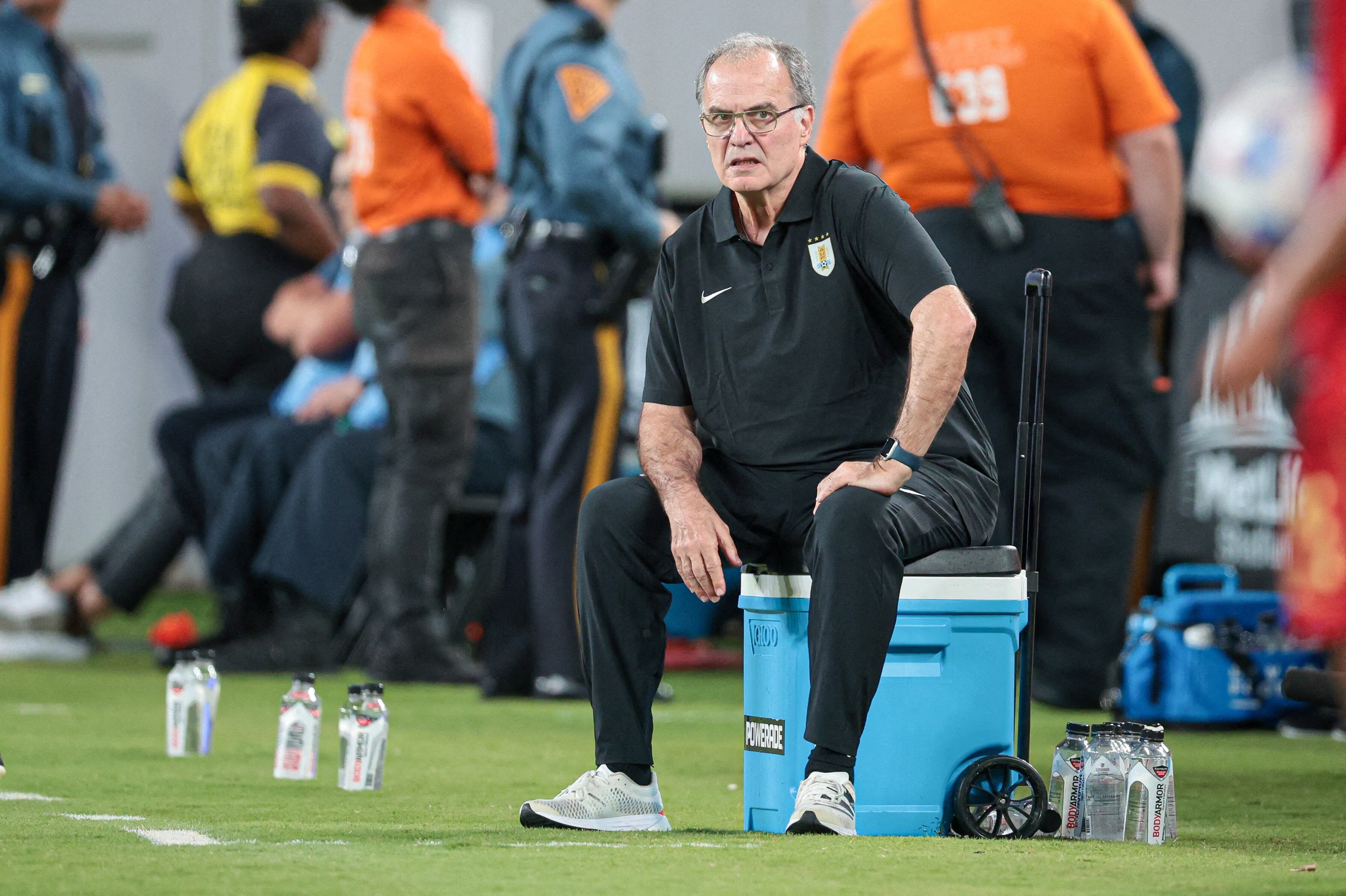 El técnico Marcelo Bielsa dijo que Colombia cuenta con muchas variantes en nómina y jugadores de las mejores ligas del mundo - crédito Vincent Carchietta/USA TODAY Sports