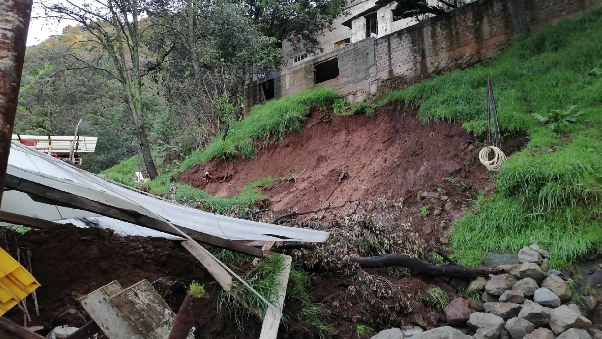 Derrumbe Huixquiliucan Fuertes lluvias