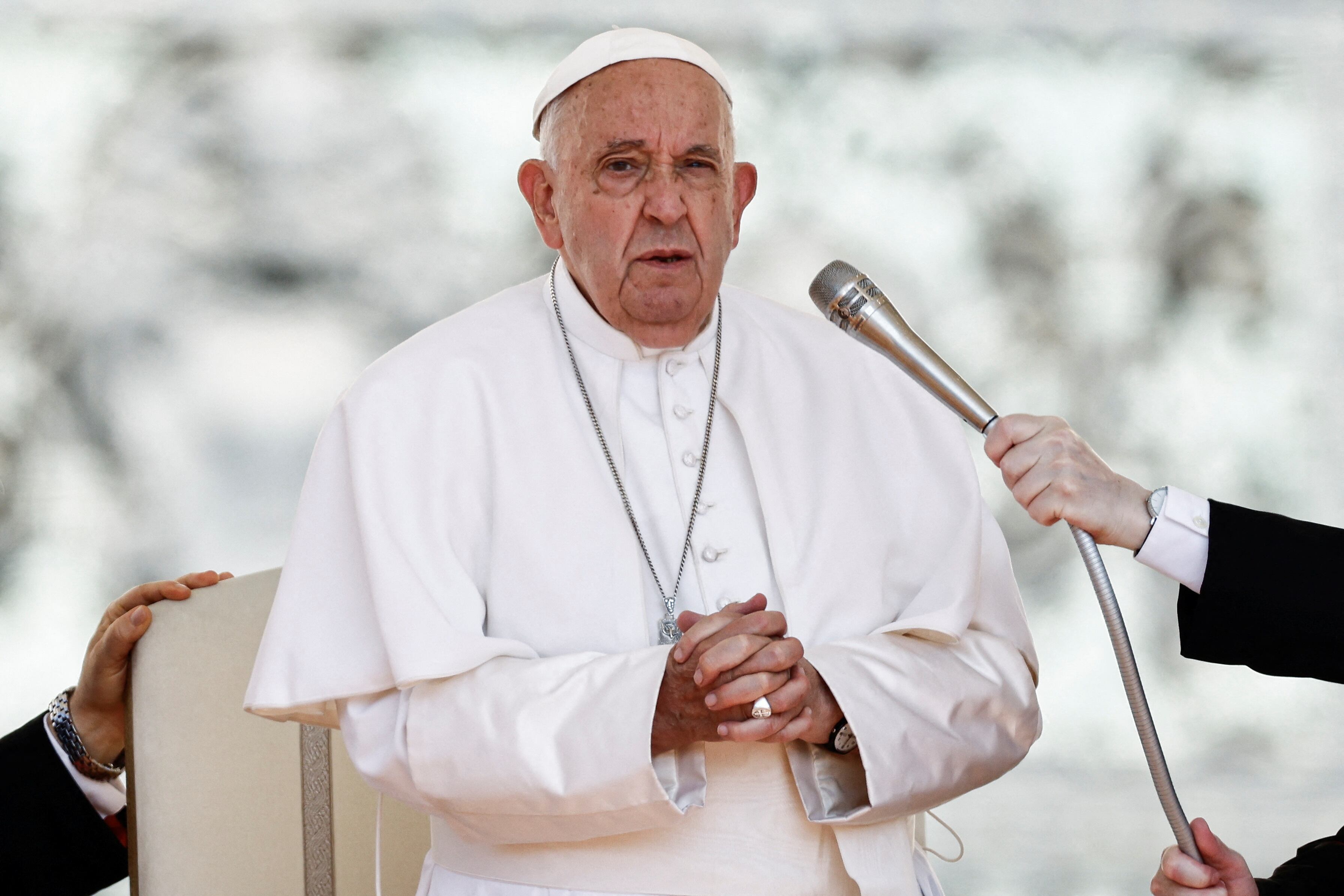 El Papa Francisco celebra una audiencia general semanal en la Plaza de San Pedro en el Vaticano, el 26 de junio de 2024. REUTERS/Yara Nardi