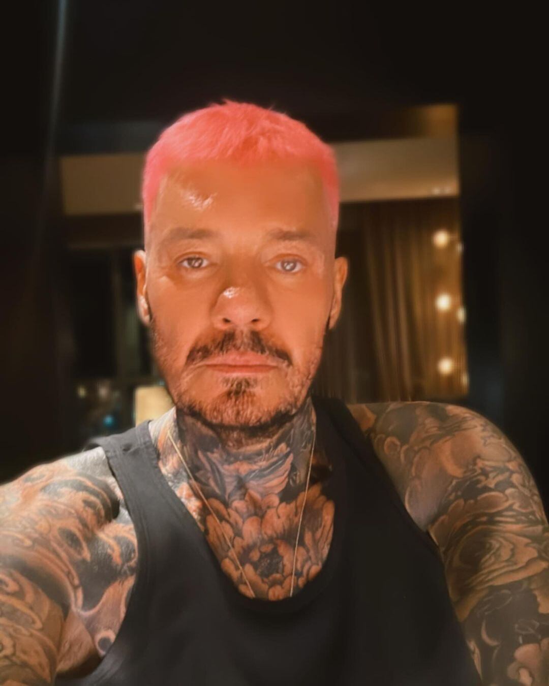 Marcelo Tinelli decidió pintar su cabello de rosado para entrevistar a Lionel Messi en Miami, Estados Unidos. Instagram/@marcelotinelli