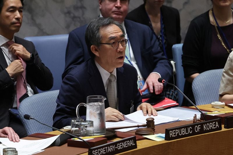 Cho Tae-yul, ministro de Asuntos Exteriores de la República de Corea, habla durante una reunión sobre ciberamenazas en la sede de la ONU en Nueva York, EEUU. 20 de junio de 2024. REUTERS/Shannon Stapleton