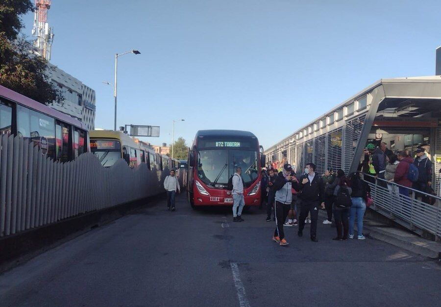 Se ha generado gran congestión vehicular en la zona - crédito @BogotaTransito/X