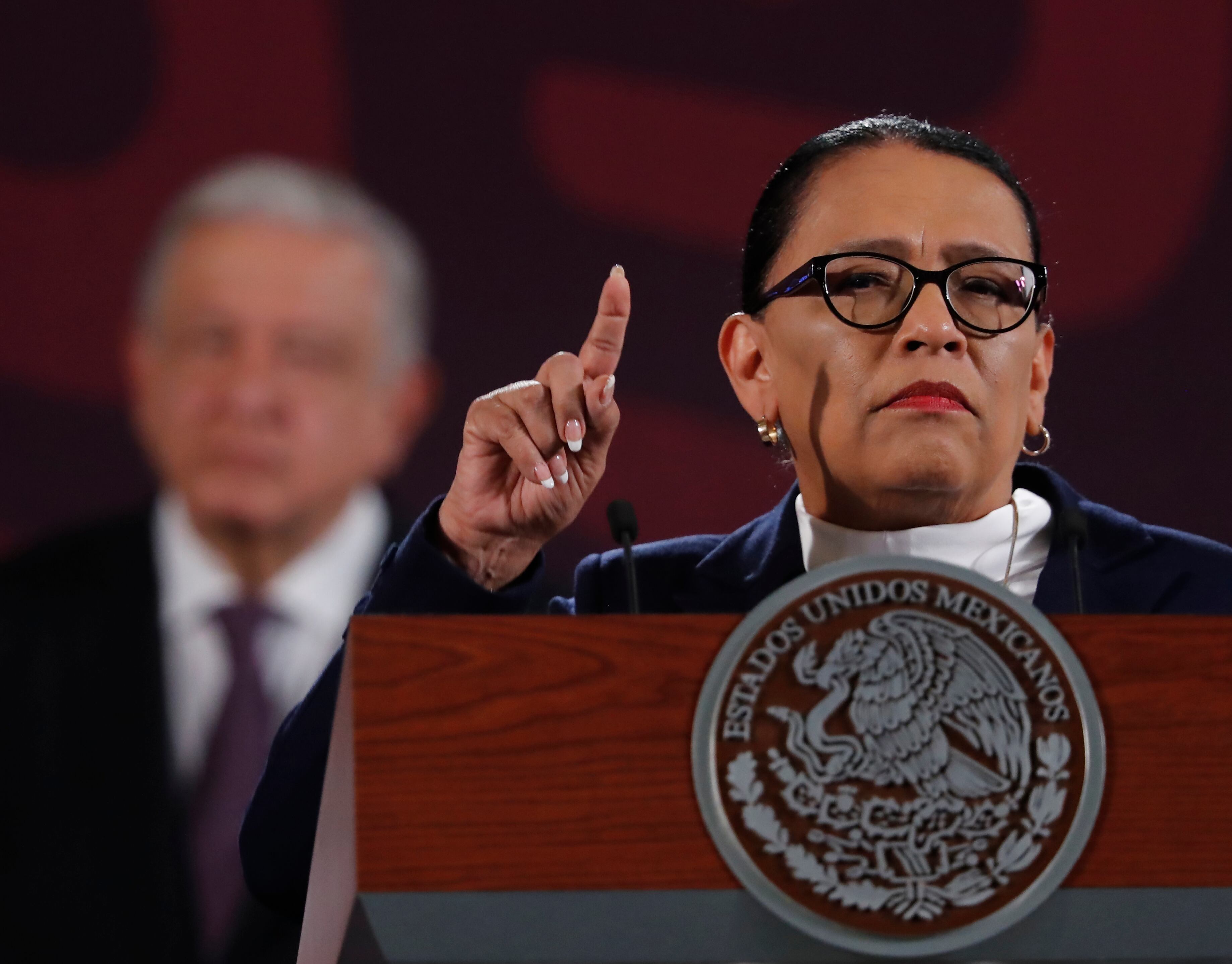 La secretaria de Seguridad y Protección Ciudadana (SSPC), Rosa Icela Rodríguez, habla durante la rueda de prensa matutina del presidente de México, Andrés Manuel López Obrador, en Palacio Nacional, en Ciudad de México (México). Imagen de archivo. EFE/ Mario Guzmán
