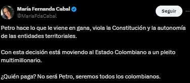 La congresista trino que el presidente Petro viola la Constitución Política con sus medidas - crédito @MariaFdaCabal/X