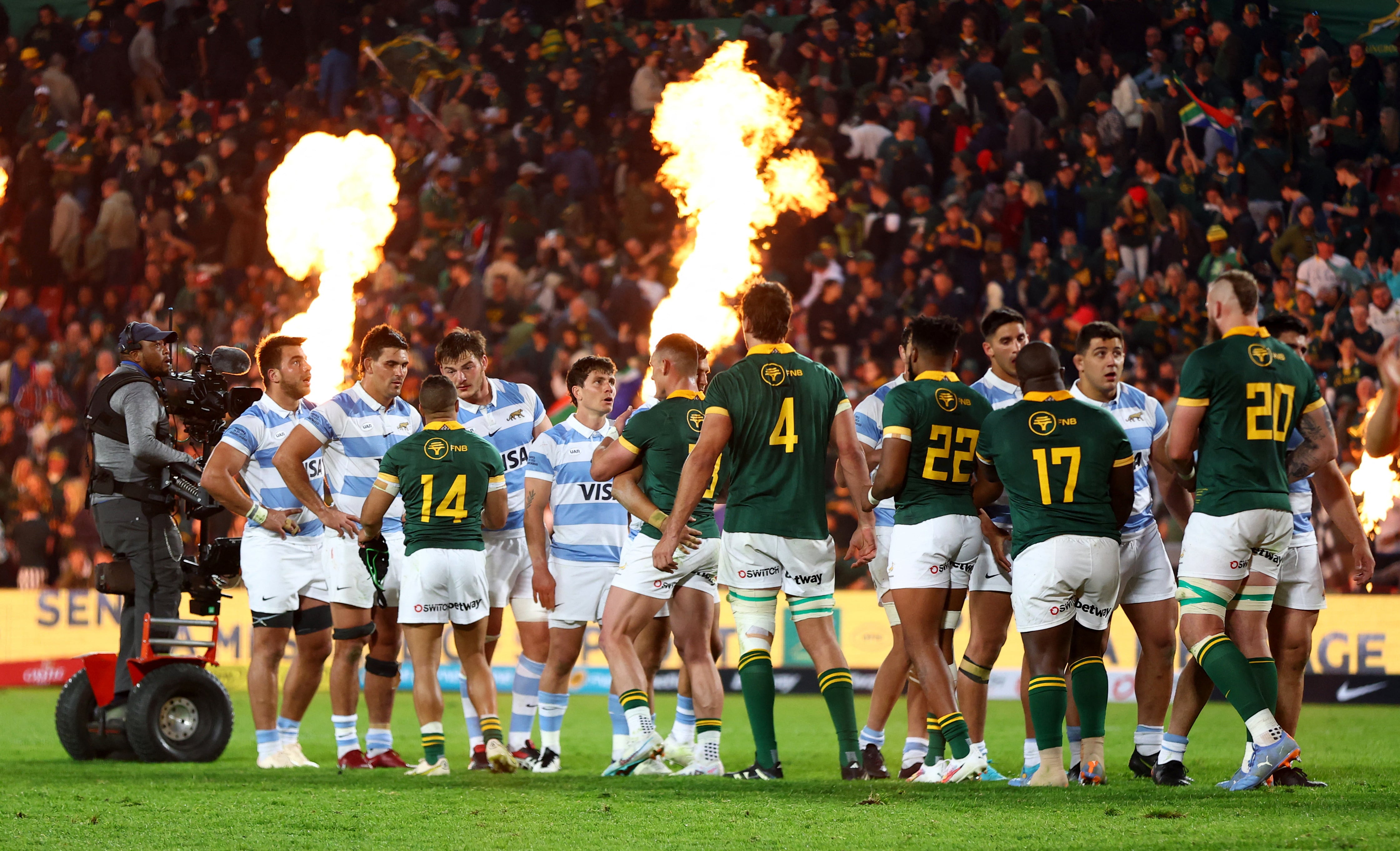 Los Pumas con equipo definido para enfrentar a Sudáfrica (REUTERS/Siphiwe Sibeko)