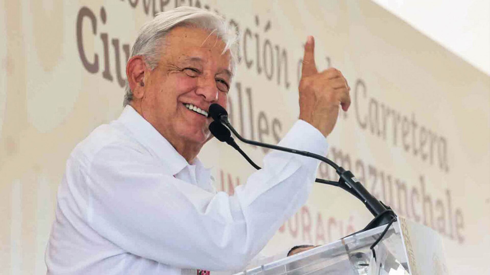 AMLO, salud, medicinas